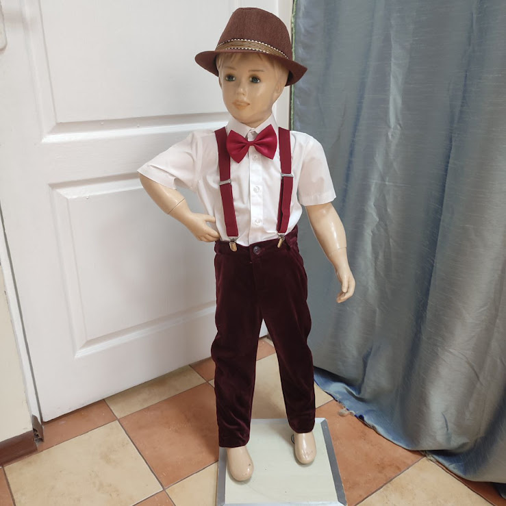 костюм святковий 37