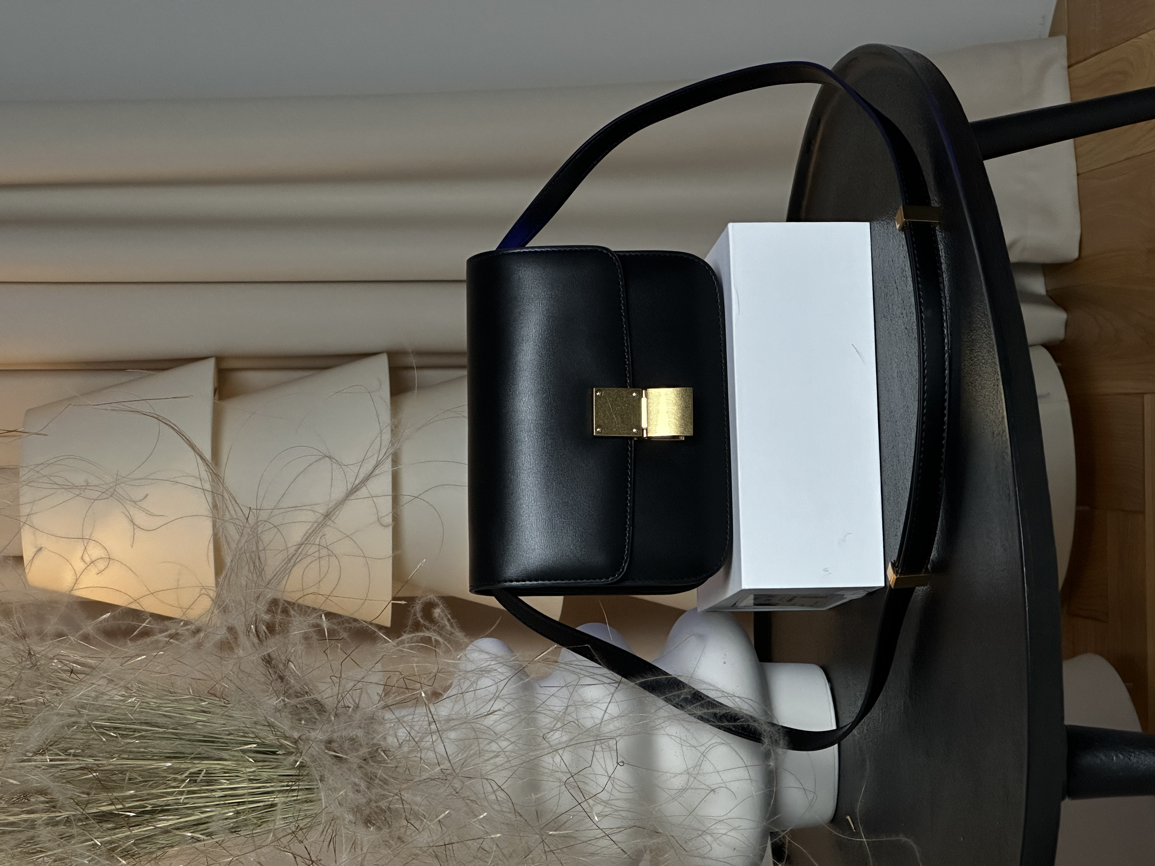 Celine Classic Box Medium Black/Gold