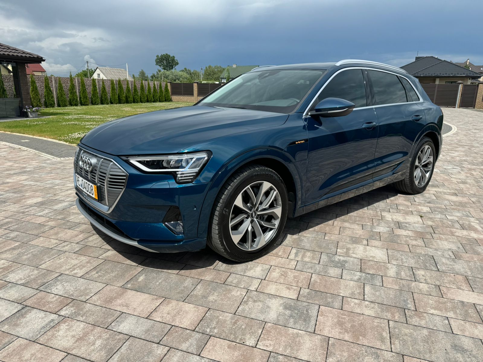Audi e-tron 2019