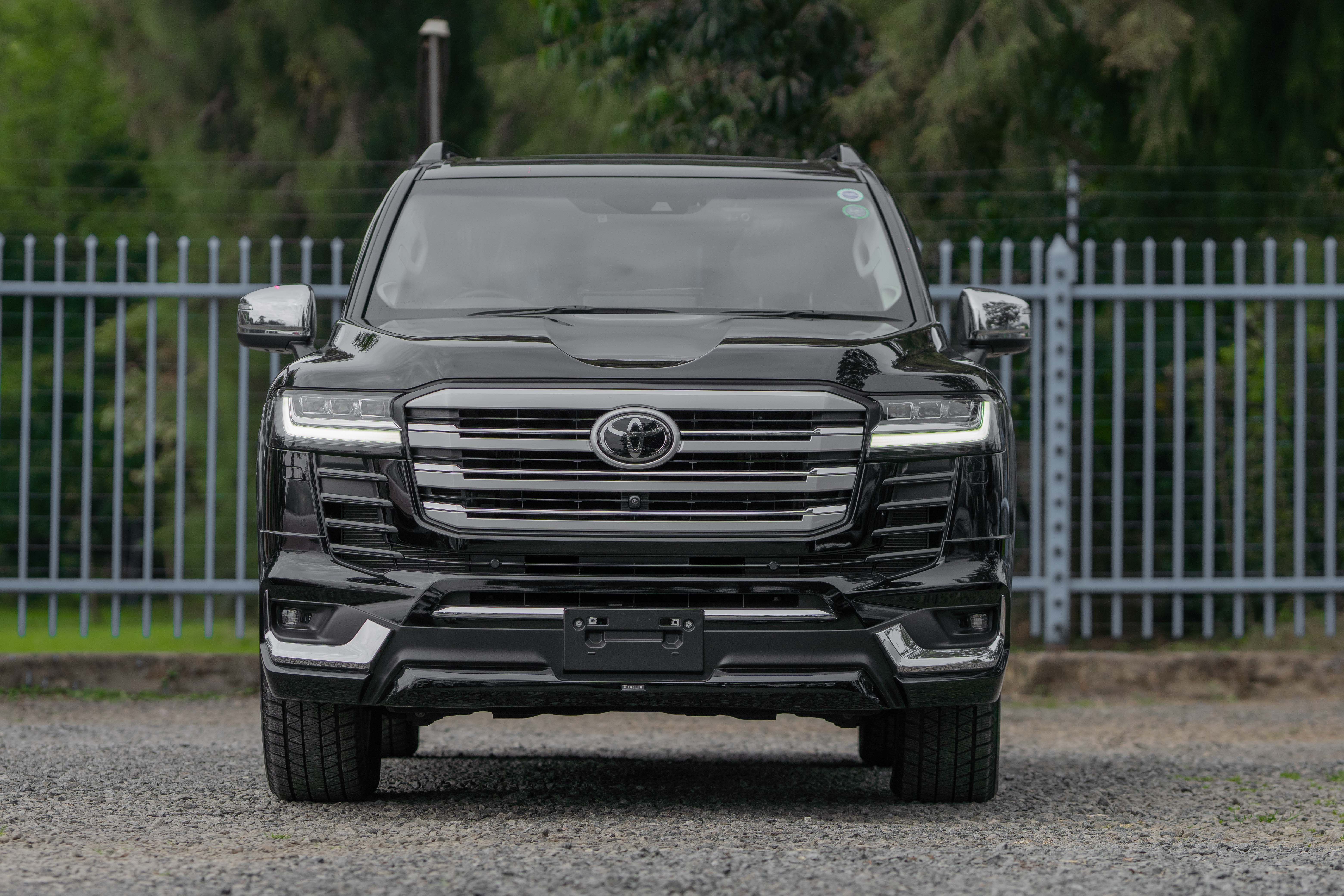 Toyota Landcruiser LC300