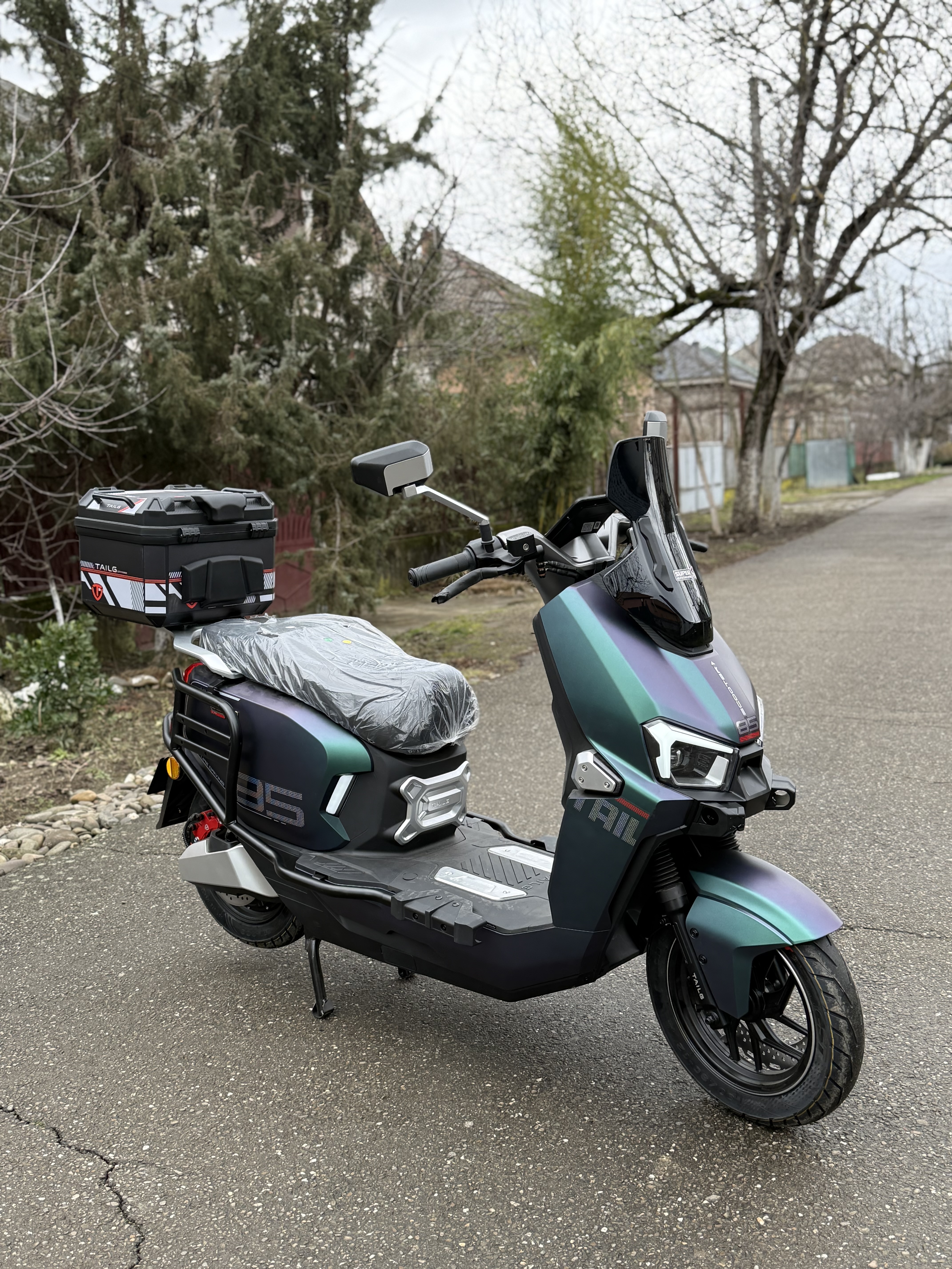 Електричний мопед Tailg F-73/B04 (1) + ЗАХИСНИЙ БАМПЕР, двигун 2000W, акумулятор графеновий 72V/35Ah,