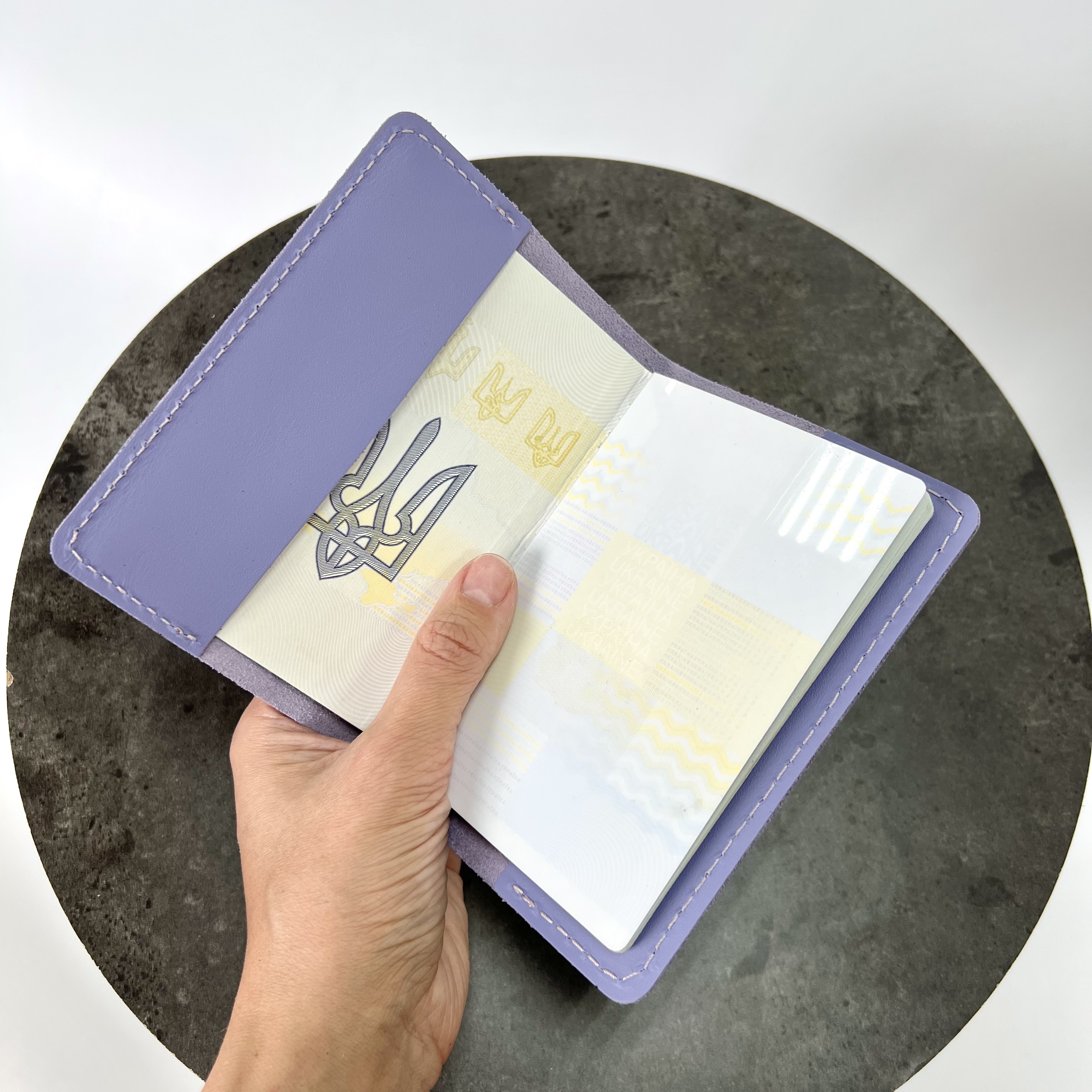 Стандартна обкладинка на паспорт з натуральної шкіри