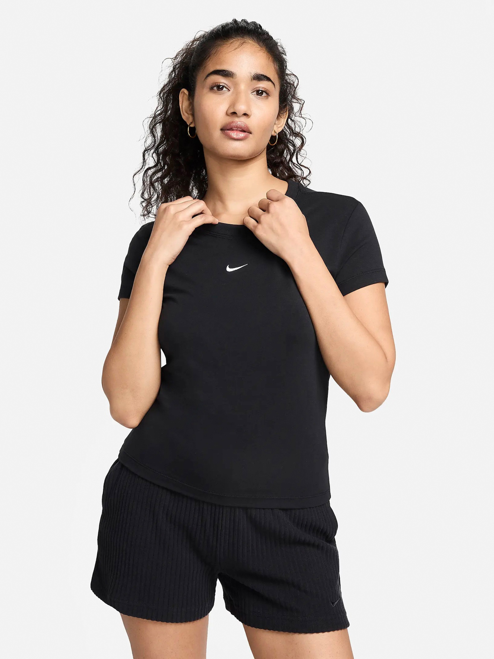 Футболка жіноча Nike Sportswear Chill Knit Md Cropped