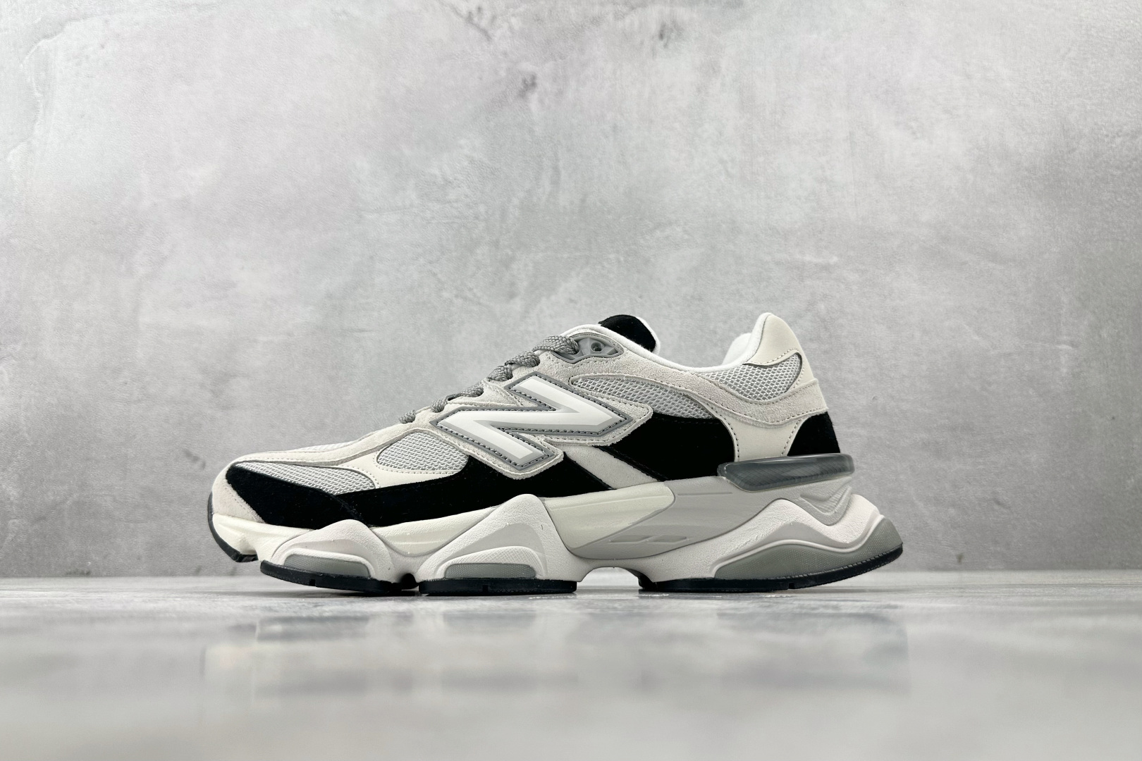 New Balance U9060JBB