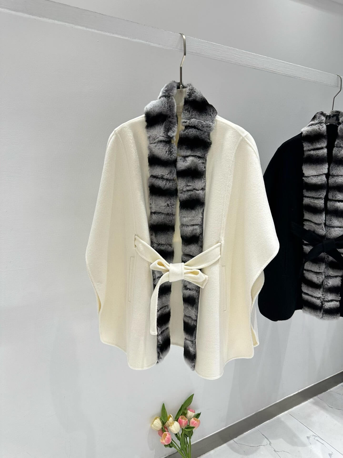 Loro Piana накидка