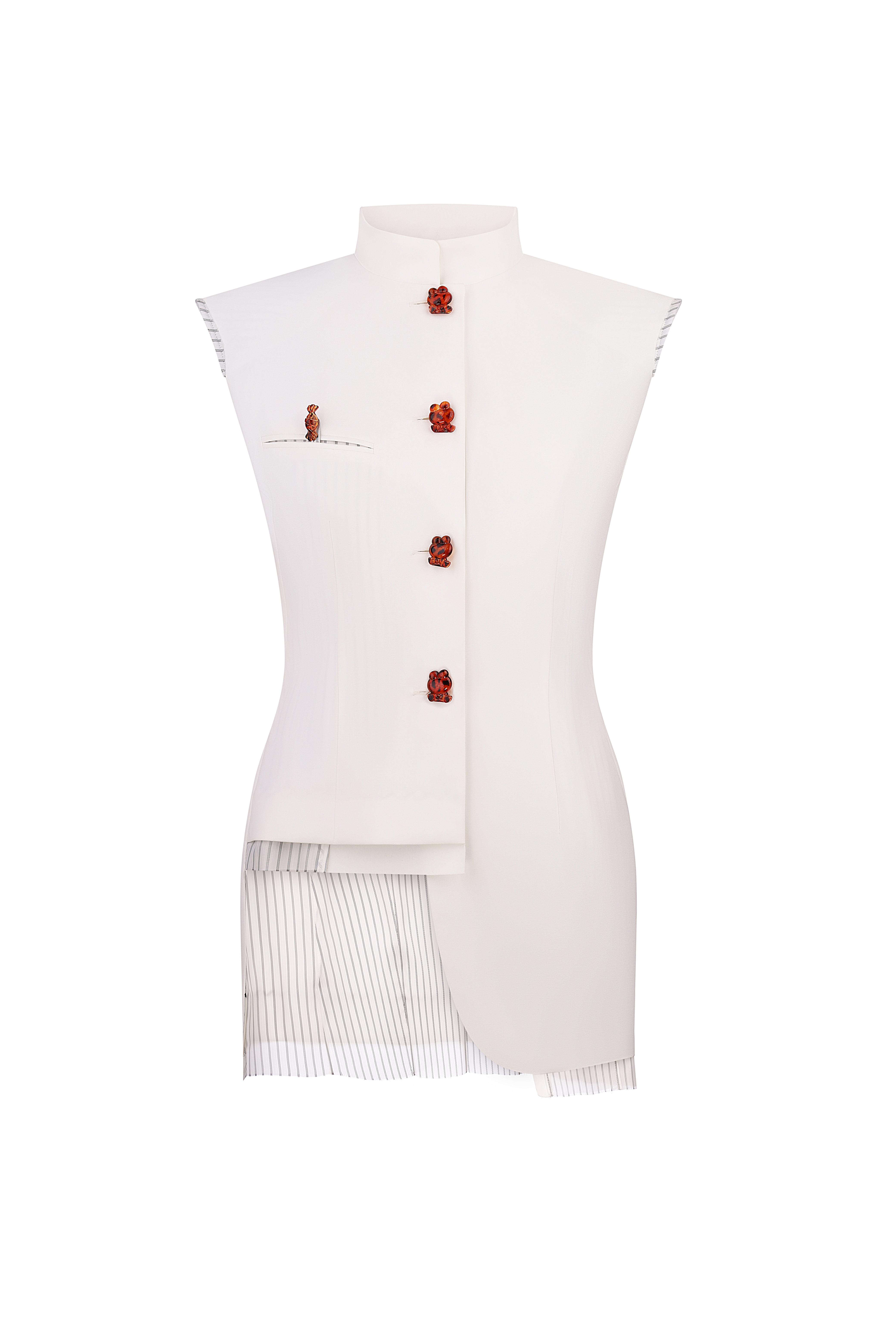 Asymmetrical vest with an accent on the back