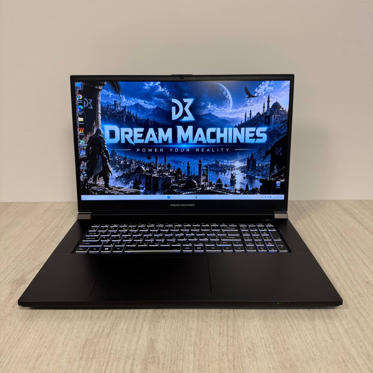 Dream Machines RG2050-17UA31