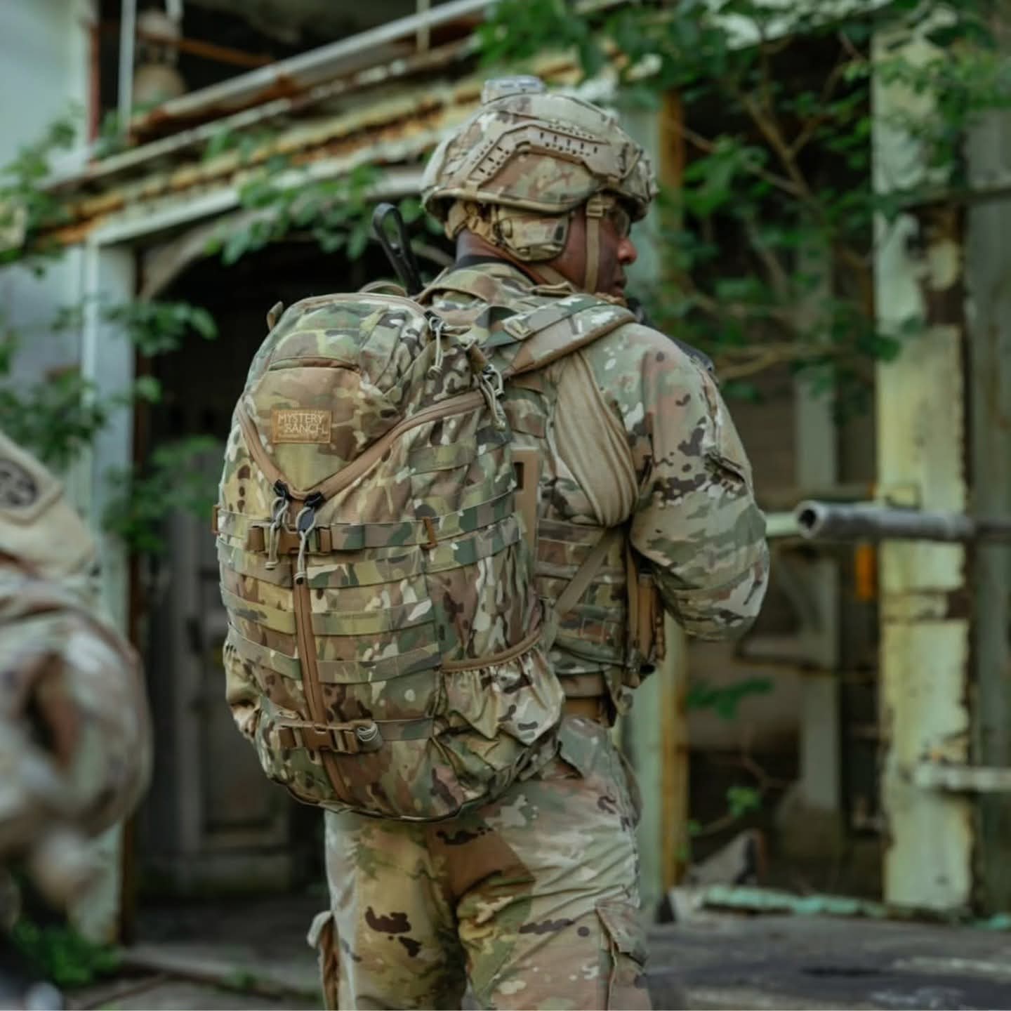Оригінальний тактичний армійський штурмовий рюкзак "Mystery Ranch 3 Day BVS Assault Pack"  від американського преміум бренду "Mystery Ranch."
