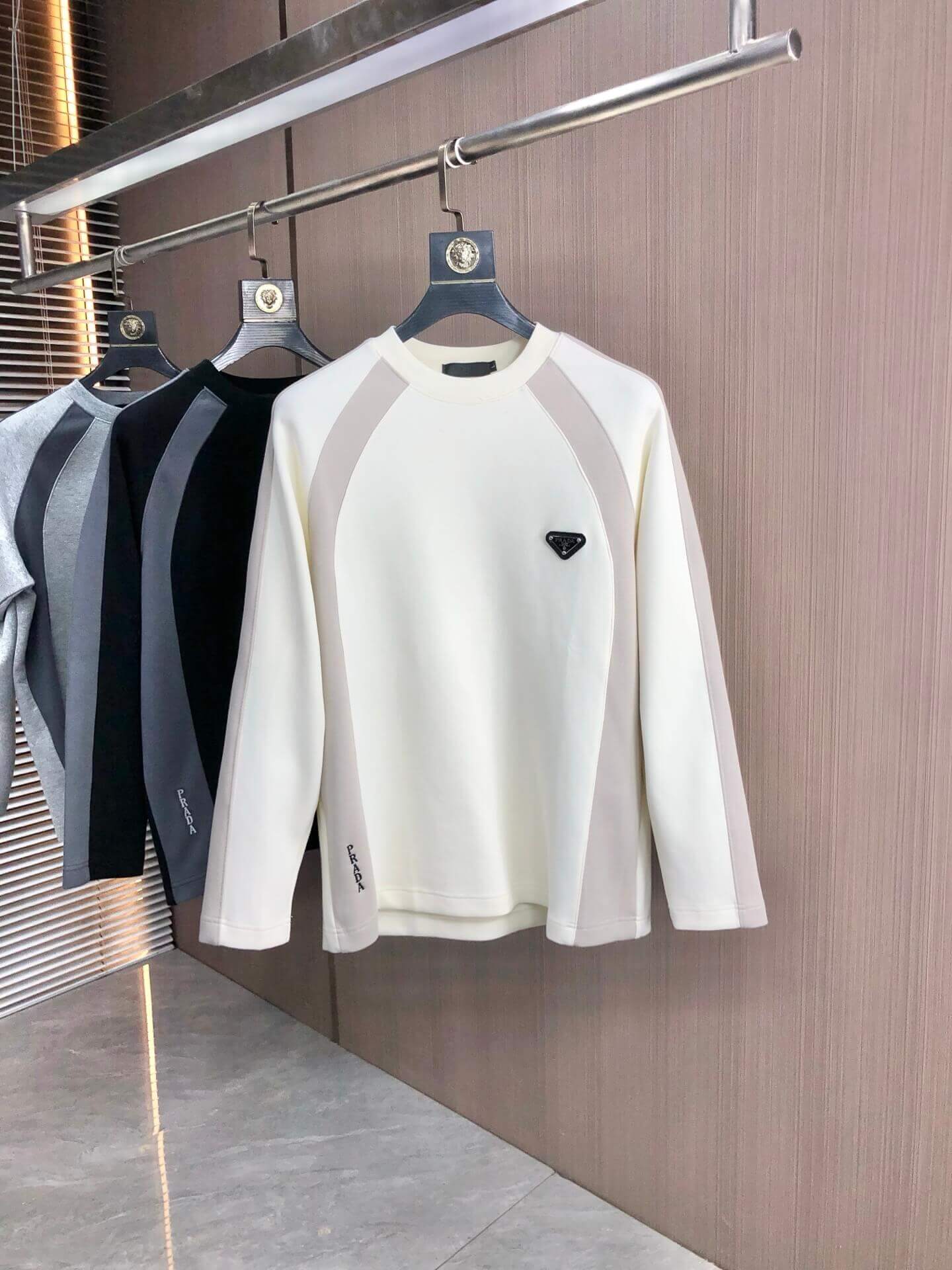 Prada джемпер