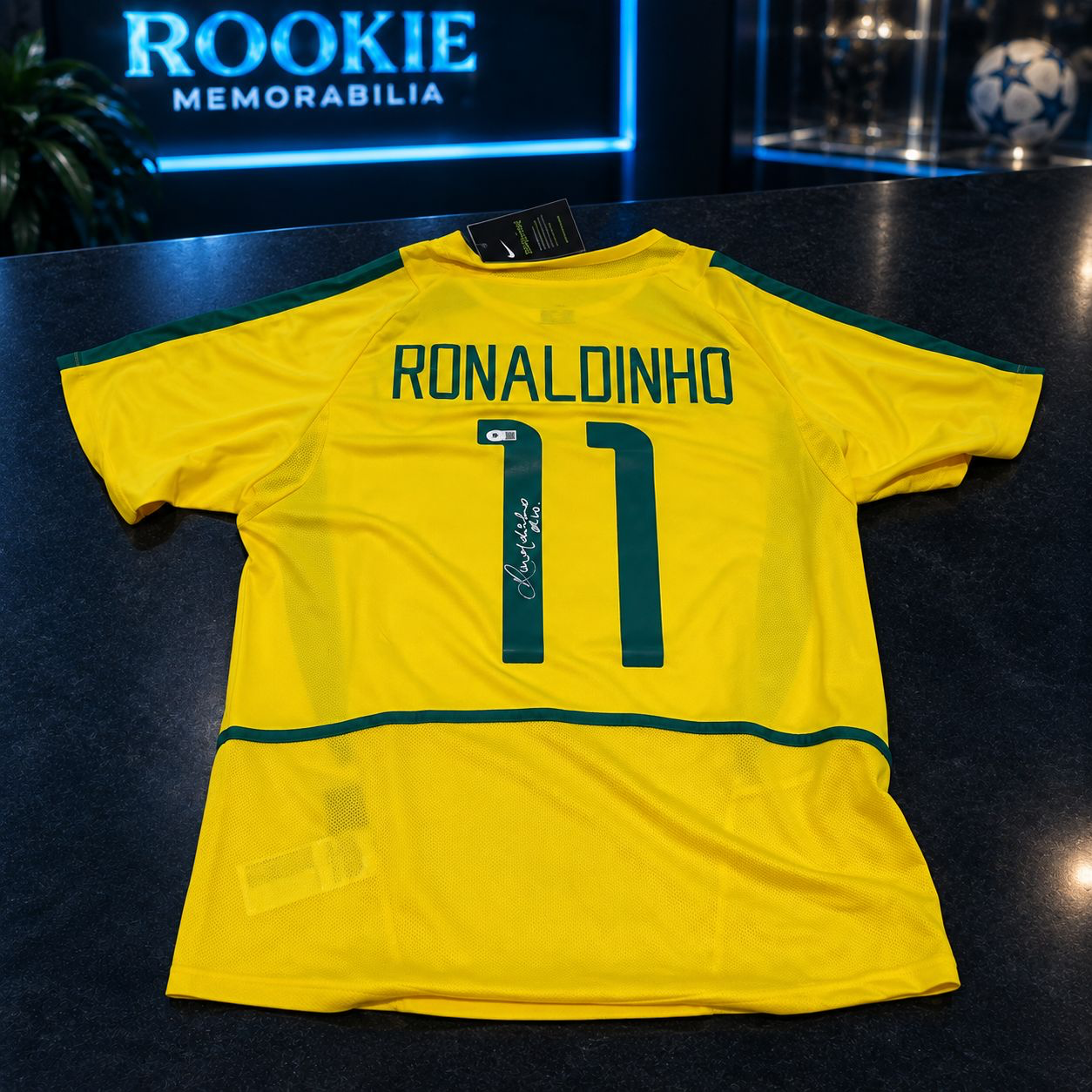 Jersey firmado RONALDINGO Certificado BECKETT 