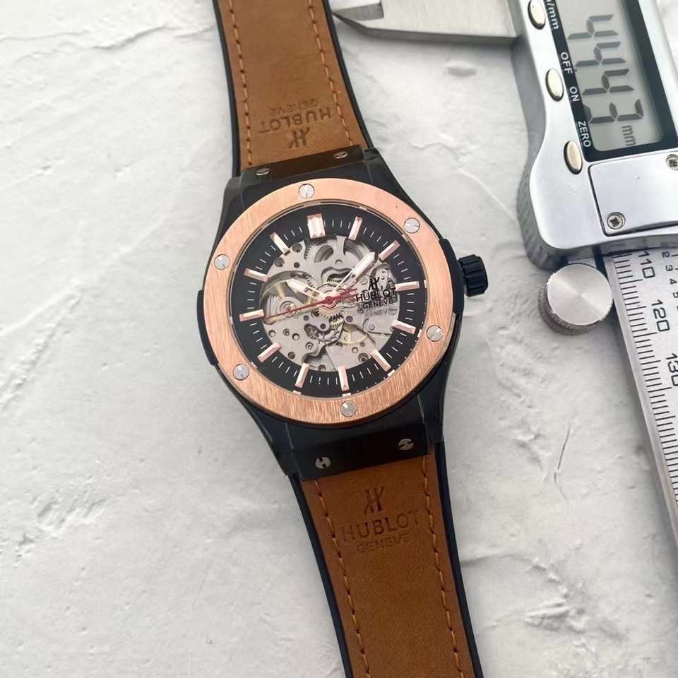 Hublot classic fusion skeleton REF  515.OX.0180.LR-1