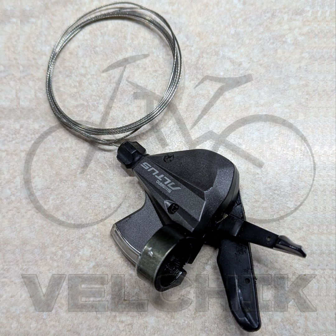 Манетка Shimano Altus 9s