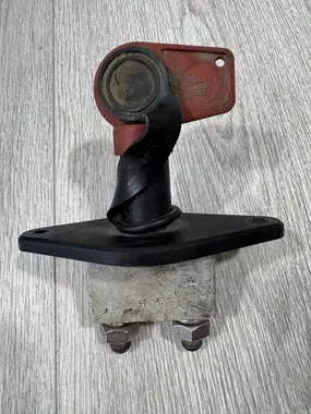 Вимикач маси MAN 81.25506-6121