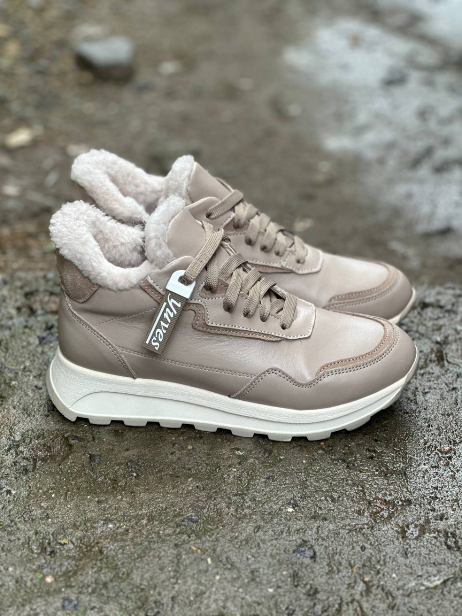 Жіночі кросівки шкіряні зимові бежеві на хутрі, поліуретанова підошва-copy