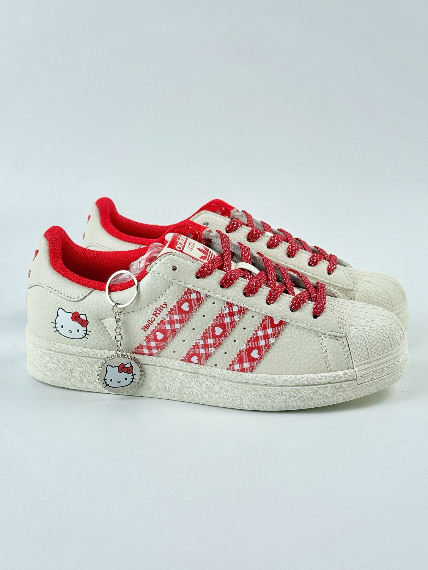 Adidas Originals Superstar x Hello Kitty  XG0002