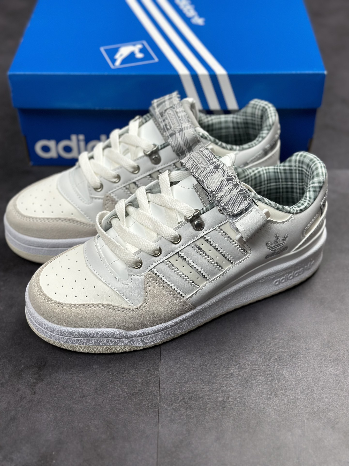 Adidas Forum Low White FZ5627