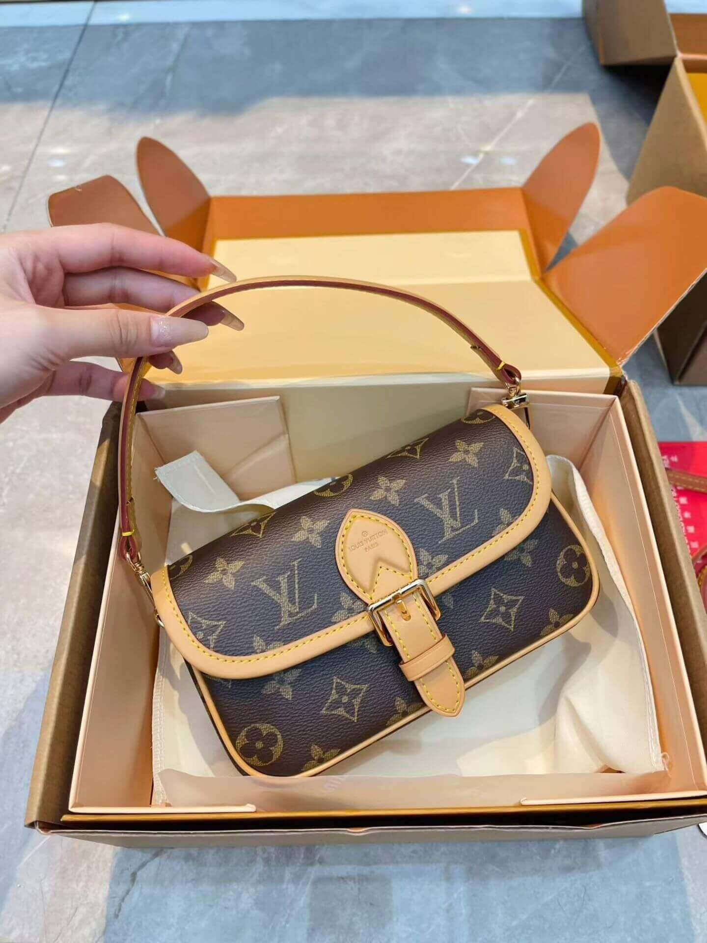 Louis Vuitton сумка