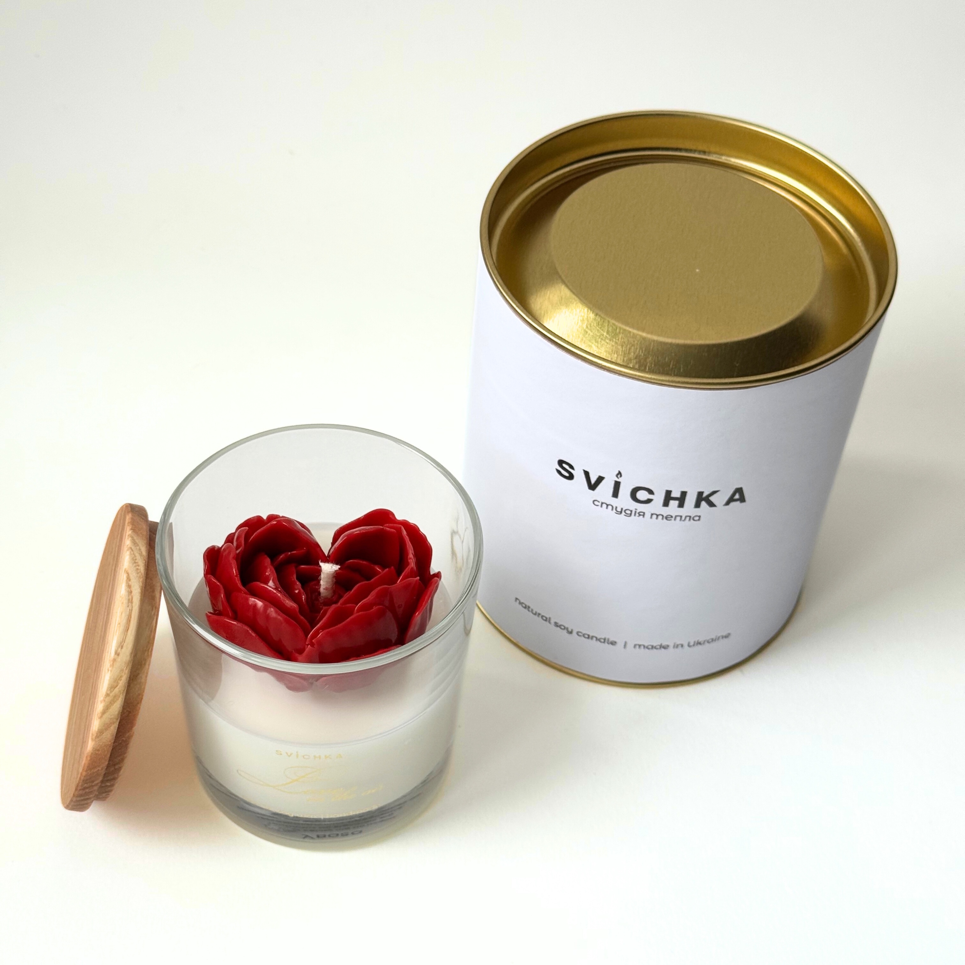 Соєва свічка з серцем «Love in the air»