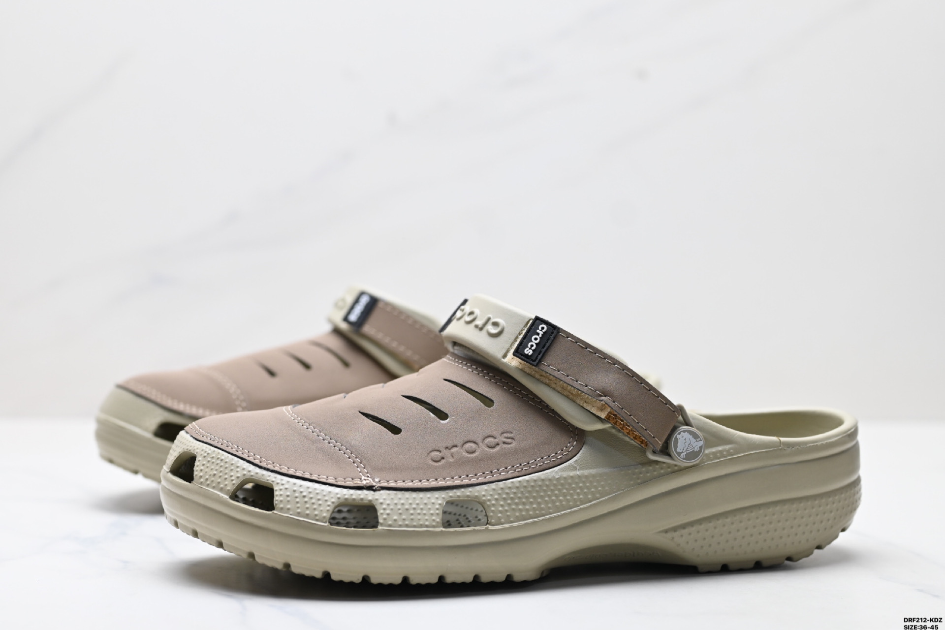 Crocs Classic Clog Bogota Lekkie i wygodne Crocsy