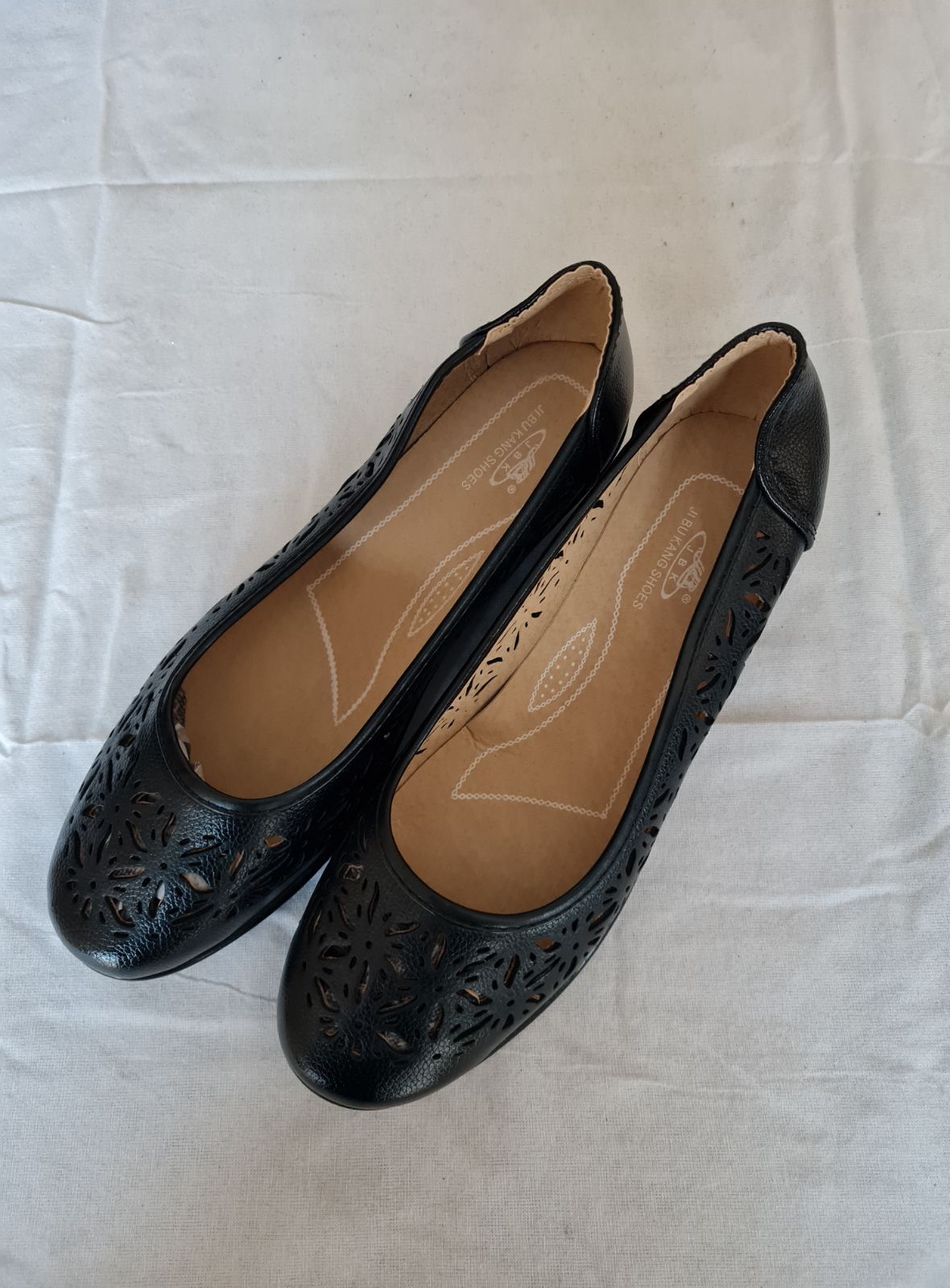 Взуття жіноче