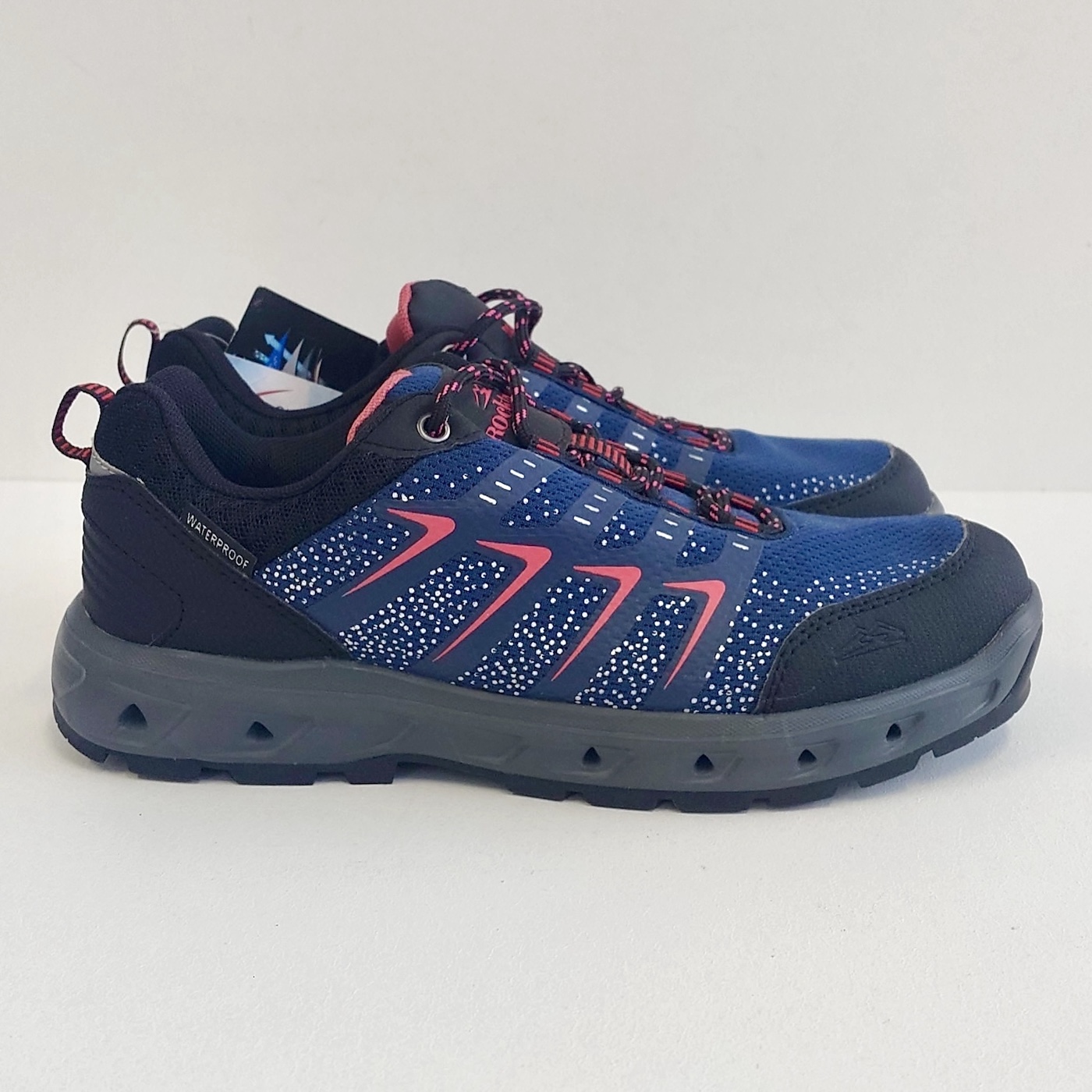 Кросівки жіночі Rocktrail (38)
