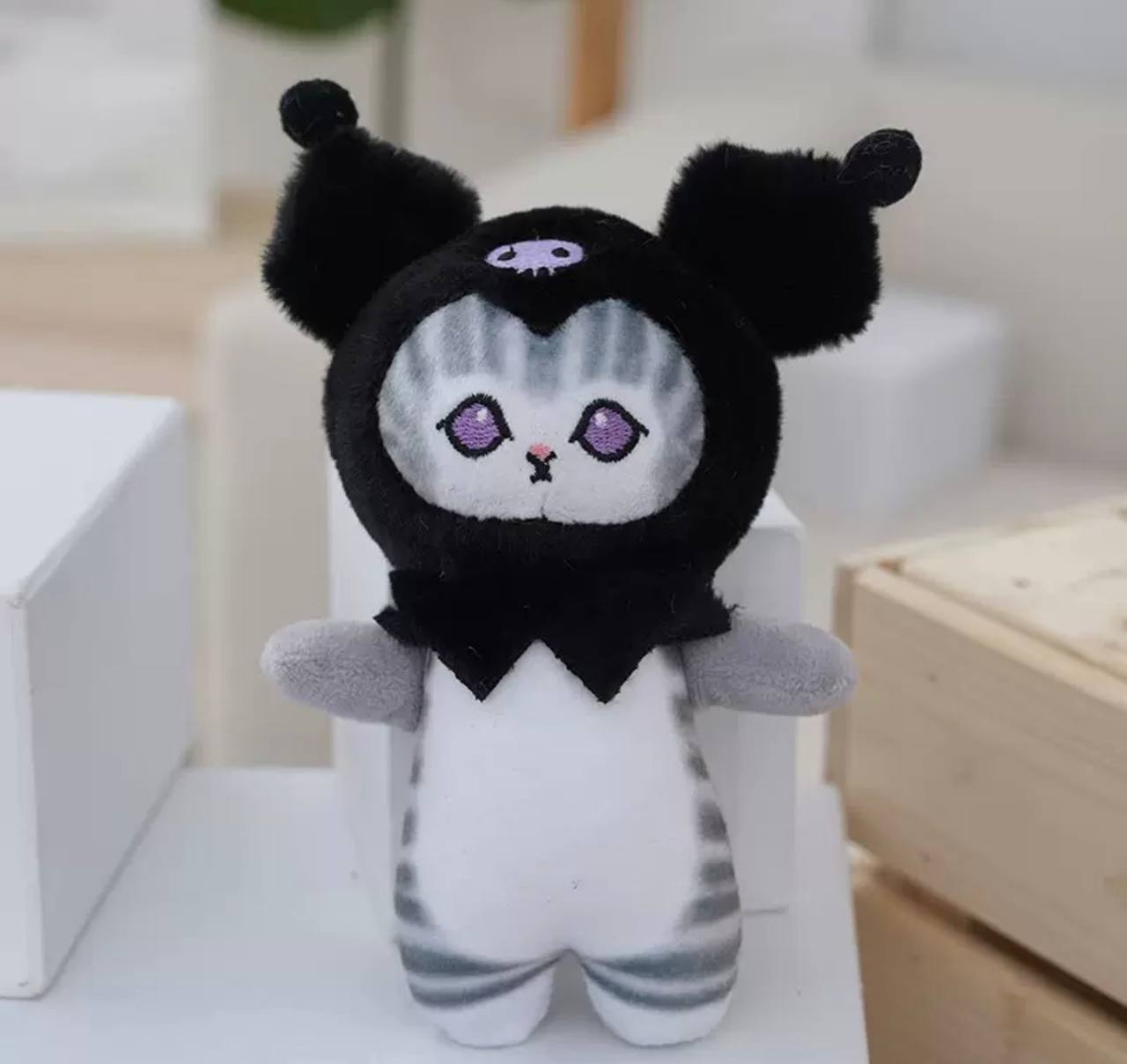 М'яка іграшка-брелок Котик у костюмі Куромі, Kuromi 16 см