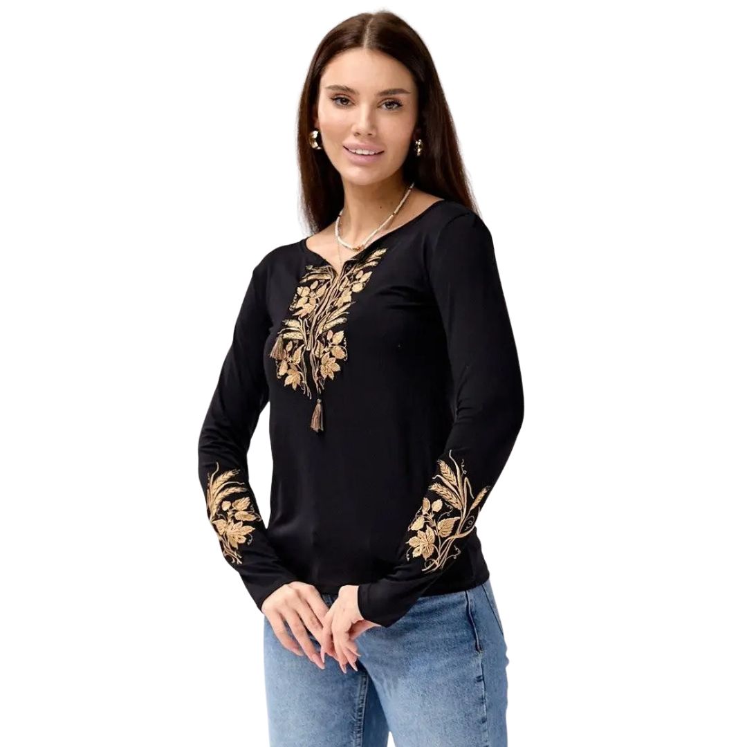 Жіноча вишиванка з довгим рукавом