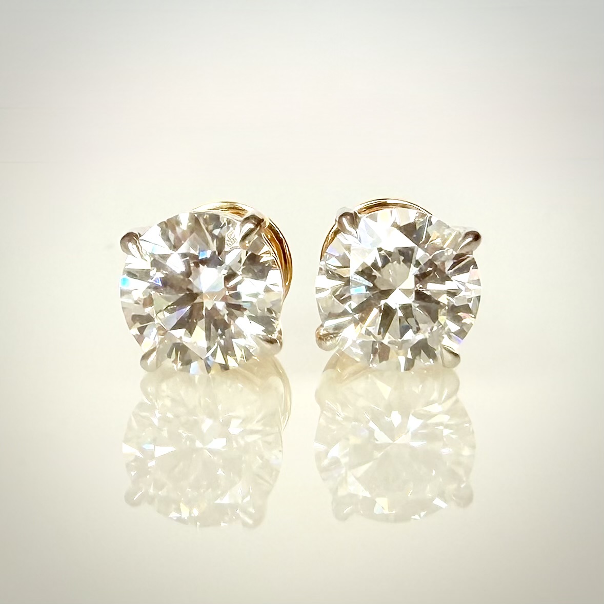 2,00 ct E/VVS2 timanttikorvakorut – 14K keltakulta – IGI