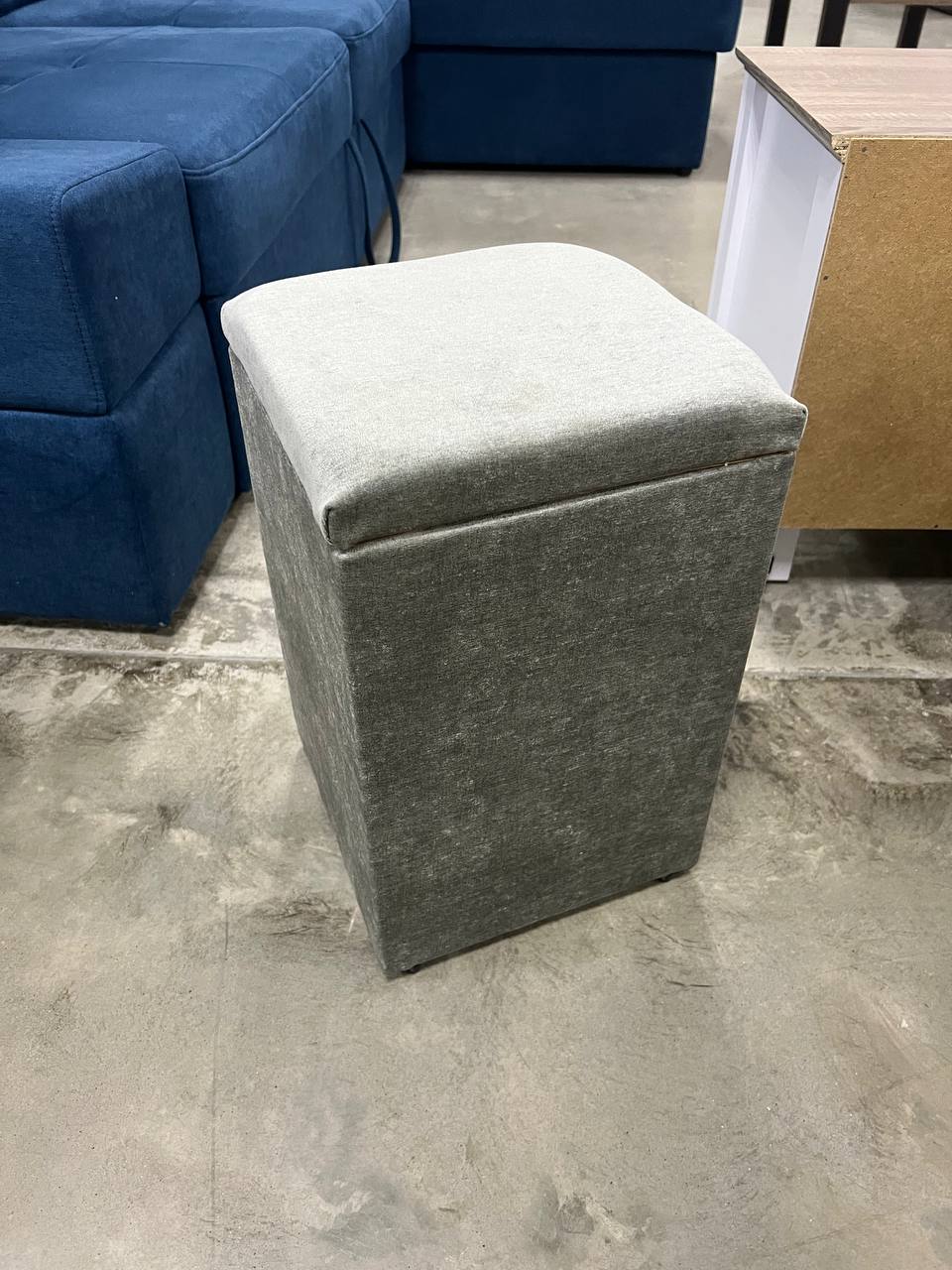 Пуф відкривний