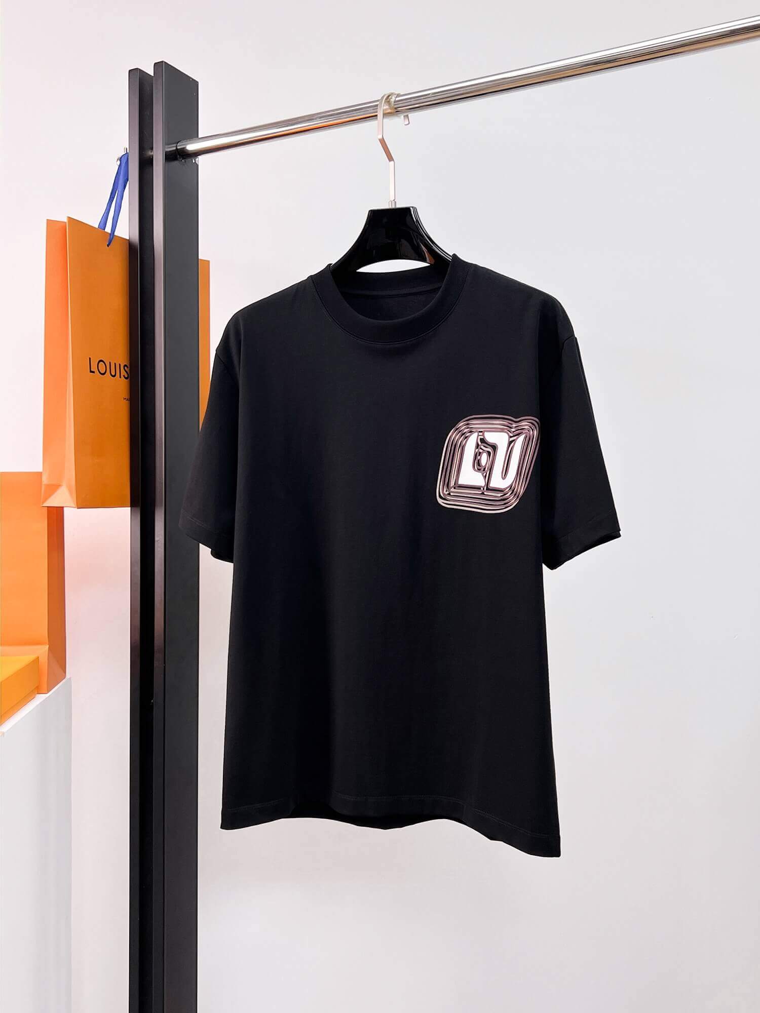 Louis Vuitton футболка
