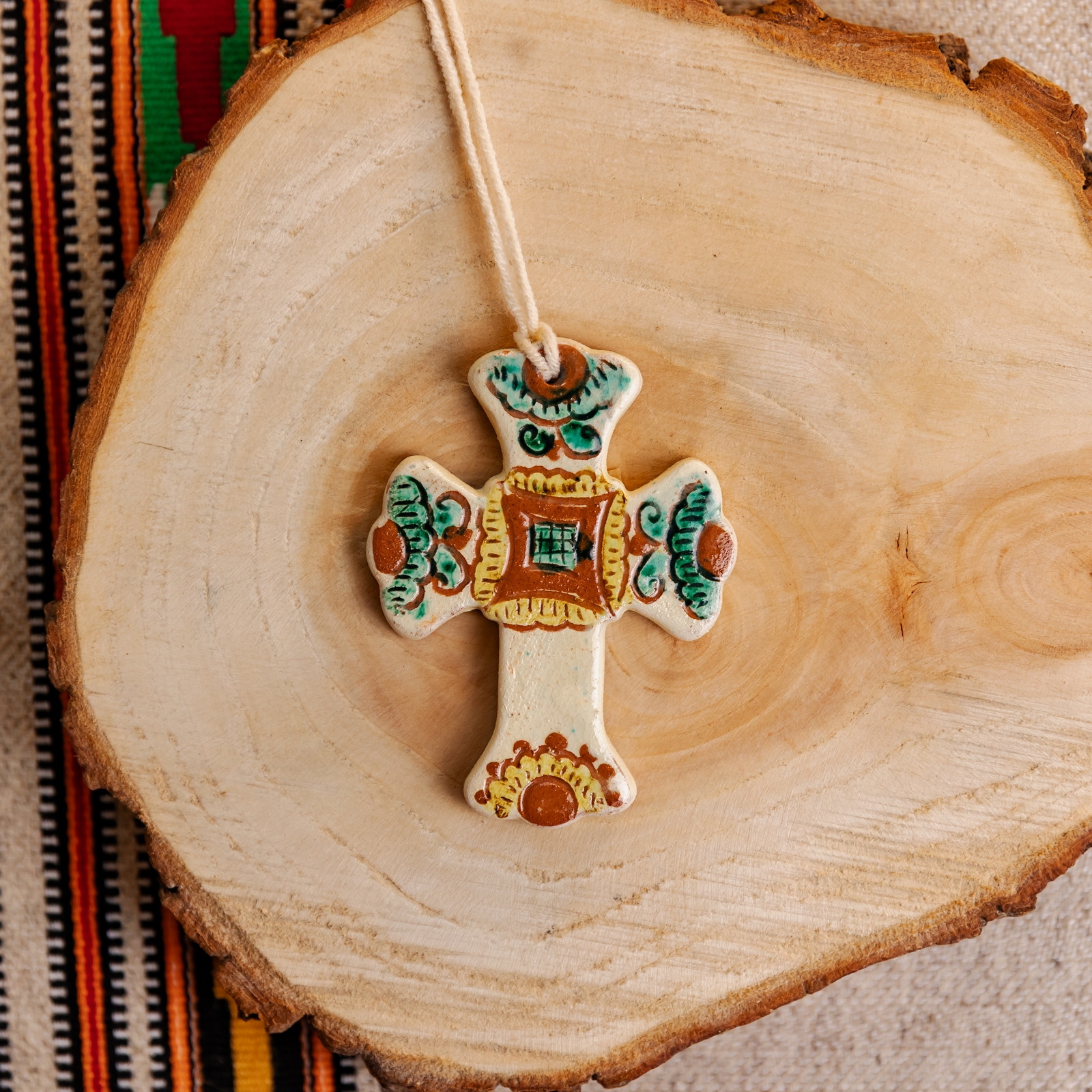 Керамічний хрестик, 8*7