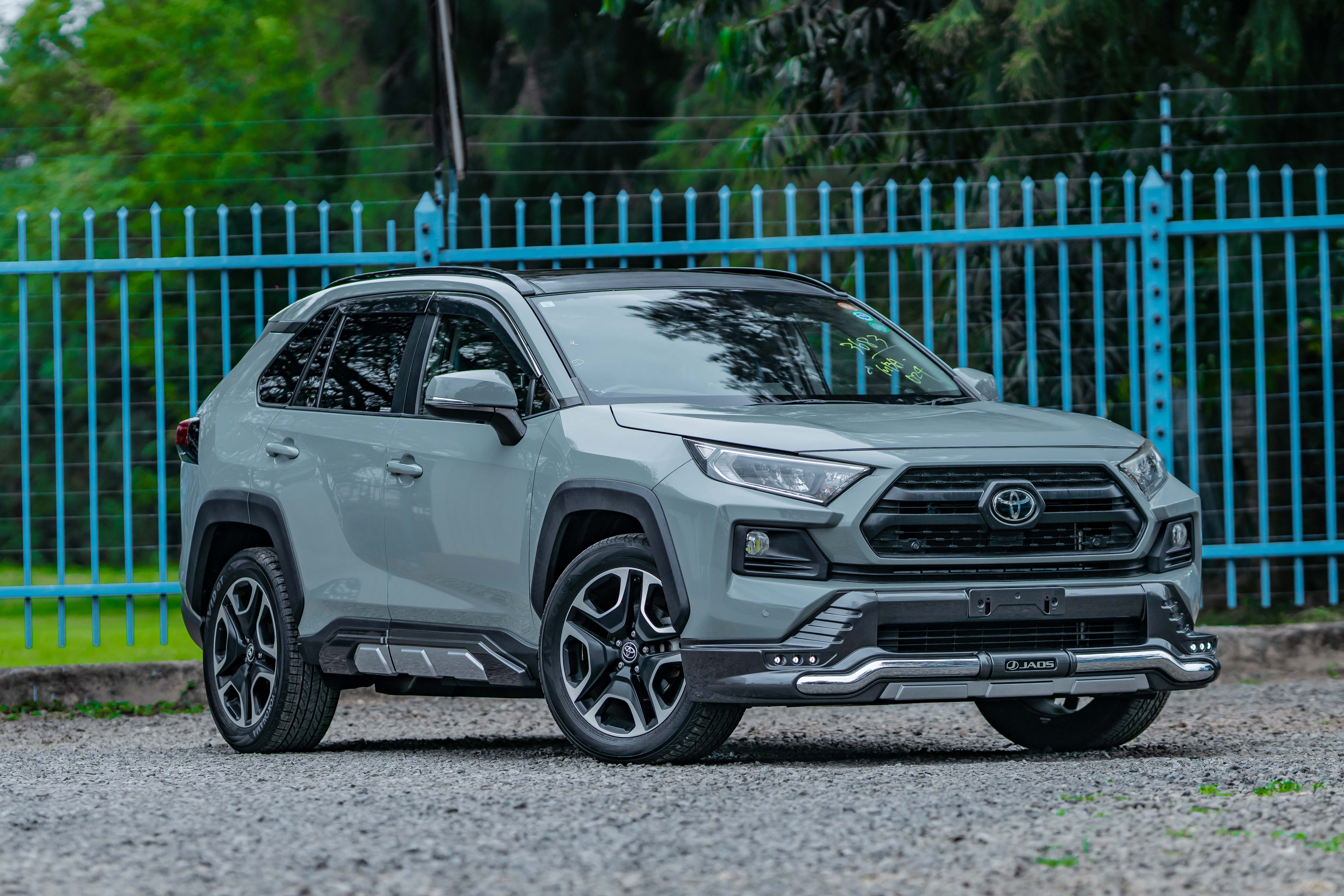 TOYOTA RAV4