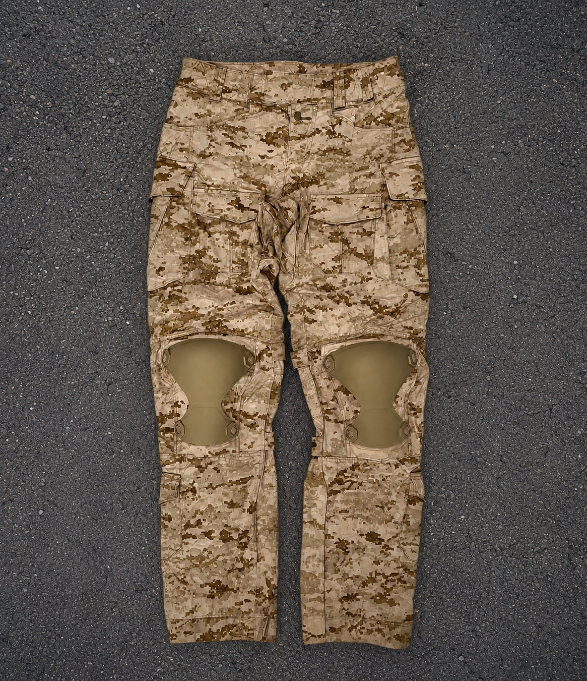 Оригінальні бойові штани "PATAGONIA L9 COMBAT PANTS AOR1" від американського преміум бренду "PATAGONIA".