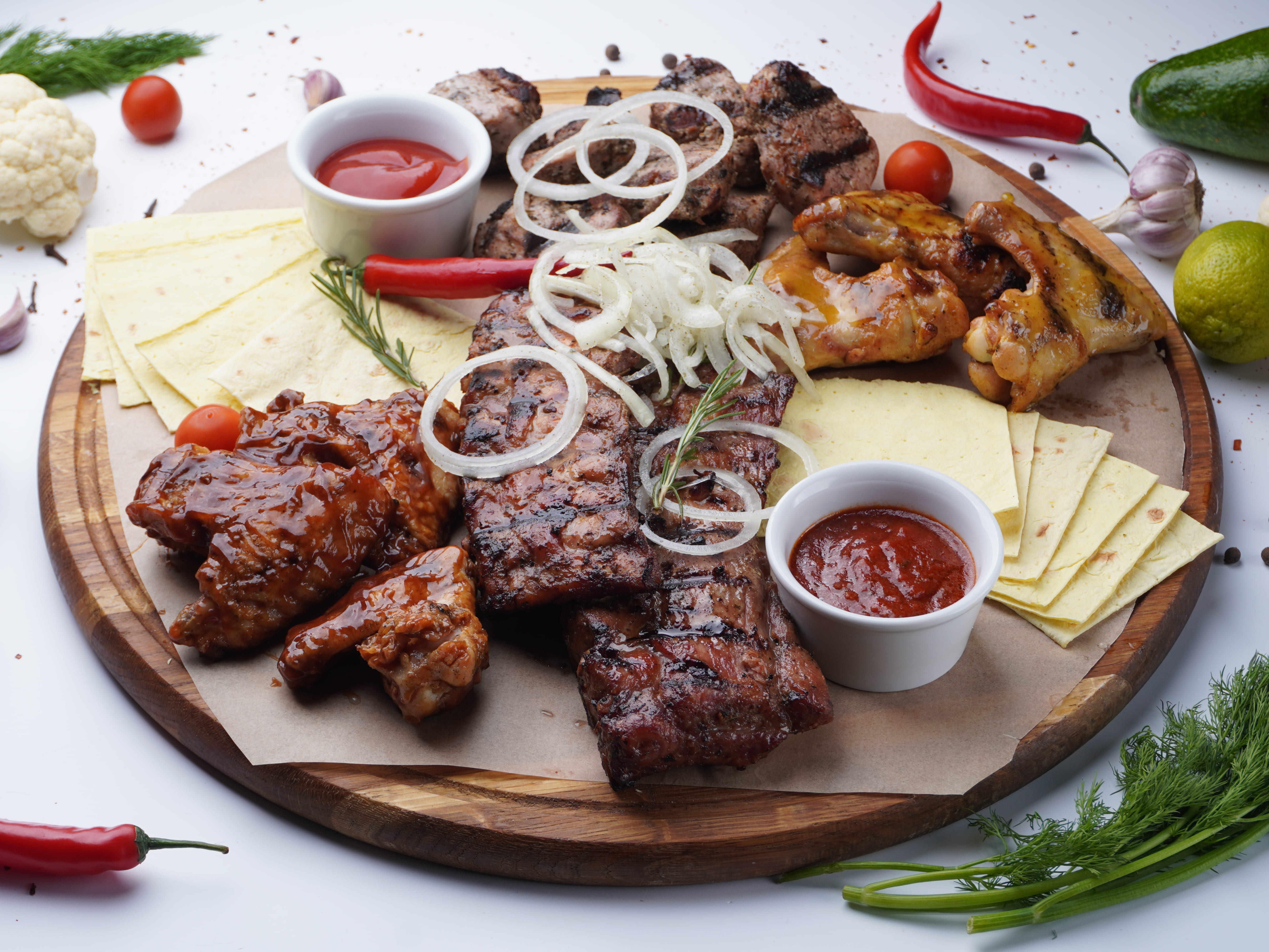 Сет "М'ясна трійка" (орієнтовна маса 1820 грам)