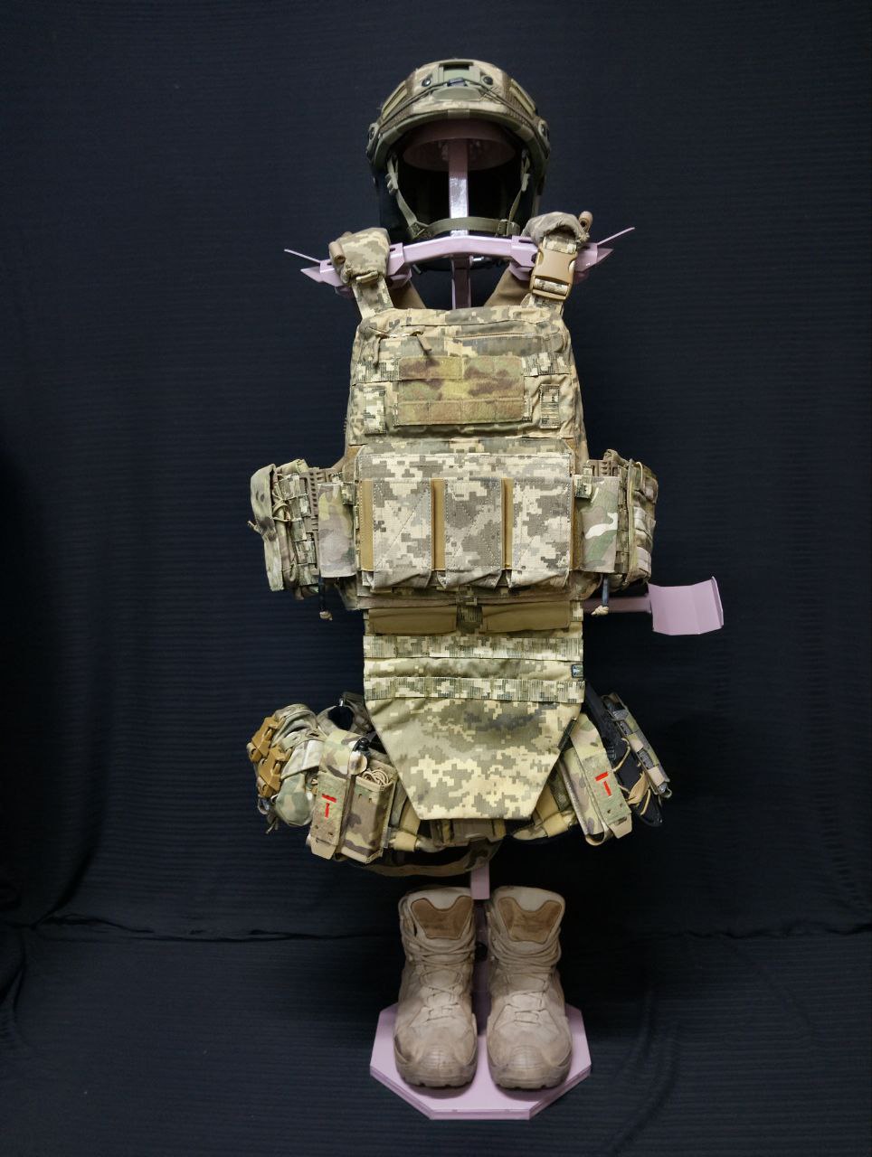 Стійка для спорядження "СТЗ-БЧН-01" без черепа (напівсфера)