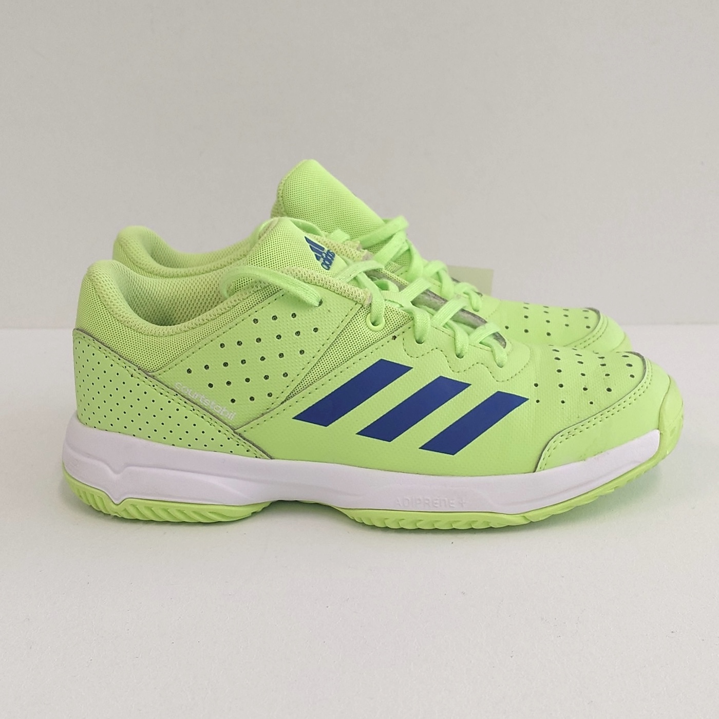 Кросівки Adidas COURT STABIL  (37)