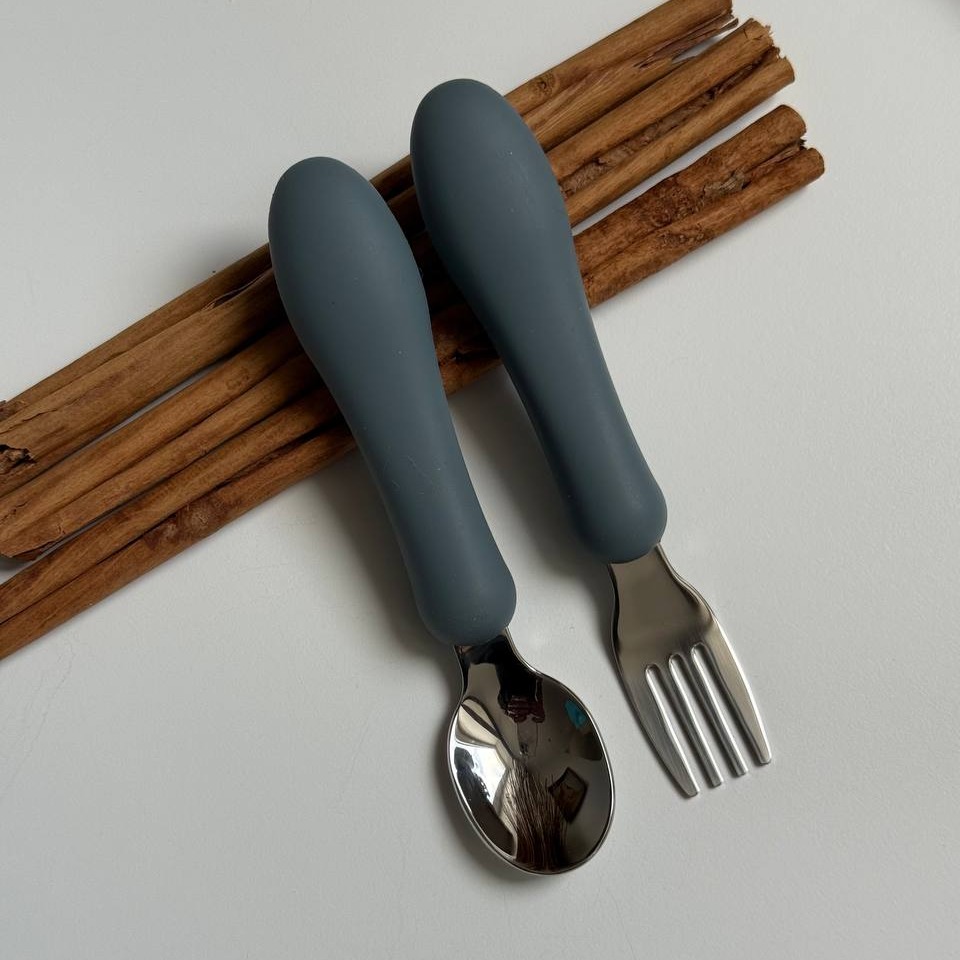 Прибори металеві 