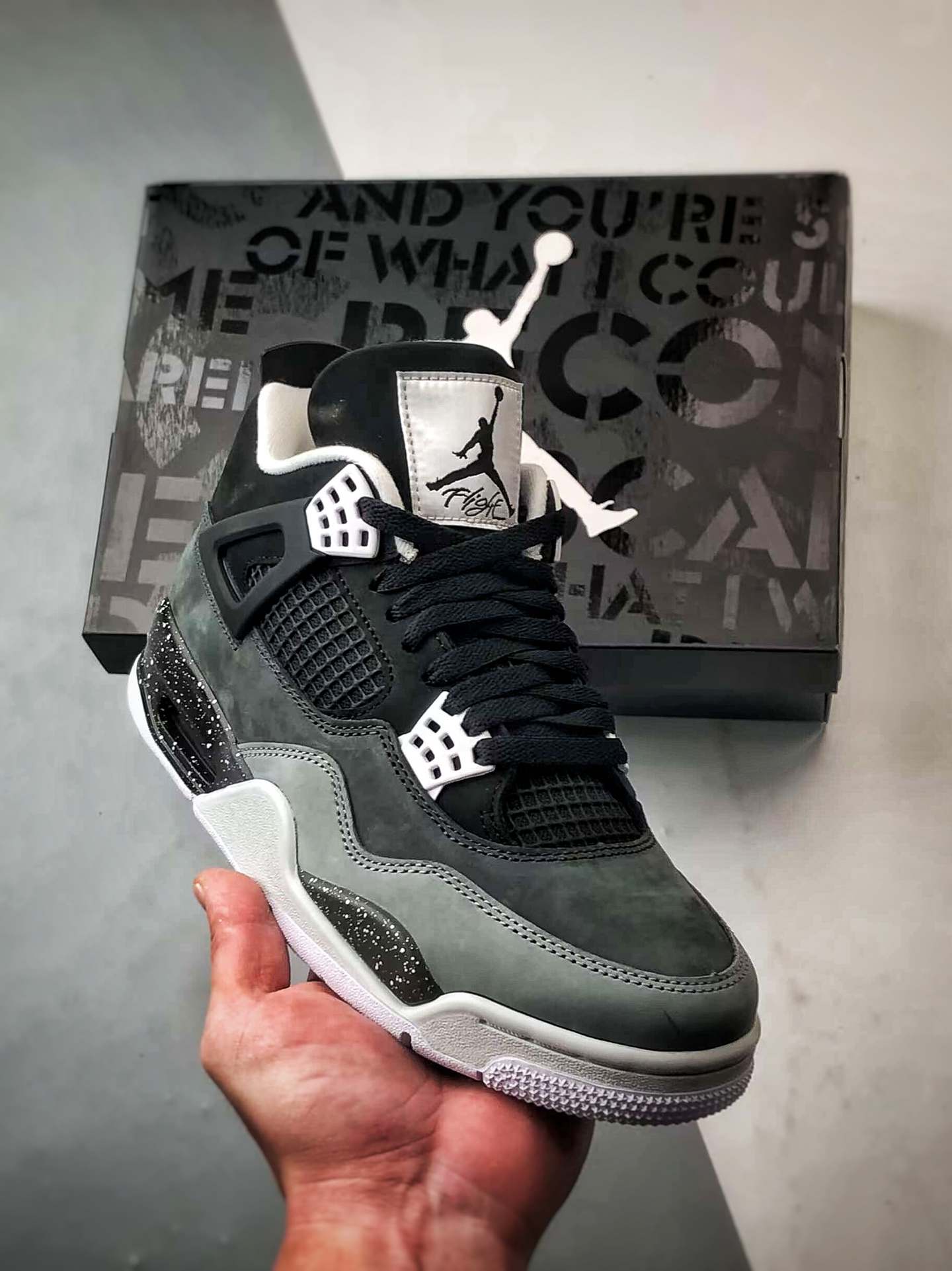  Air Jordan 4 Retro FQ8138-002