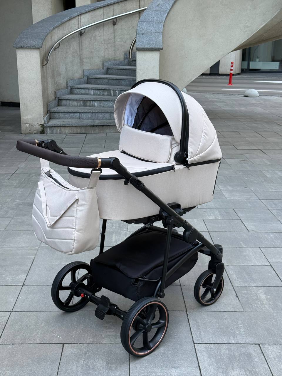 Коляска 2в1 Baby Pram Evelyn текстиль Ivory