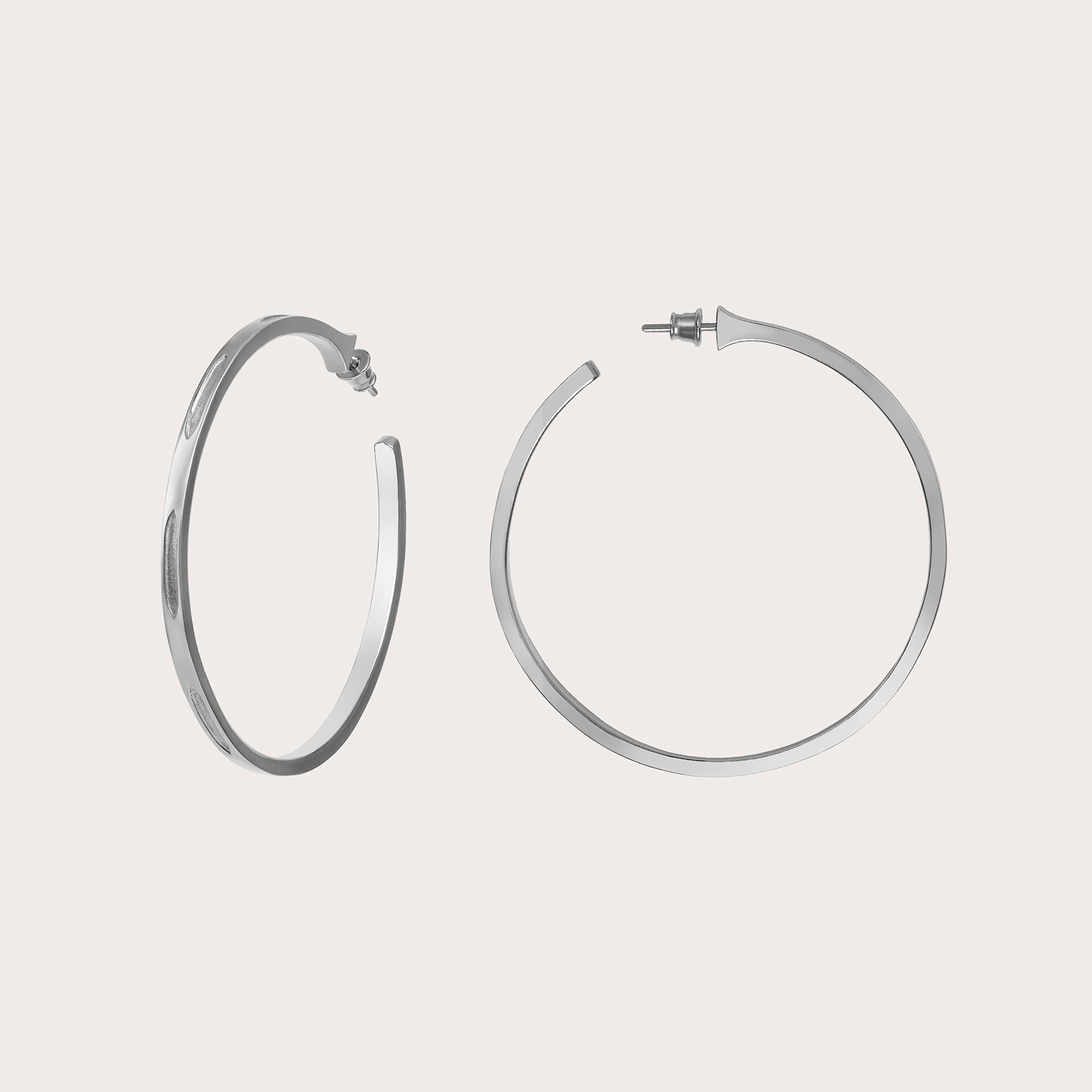 Сережки "Коло" середні з родієвим покриттям