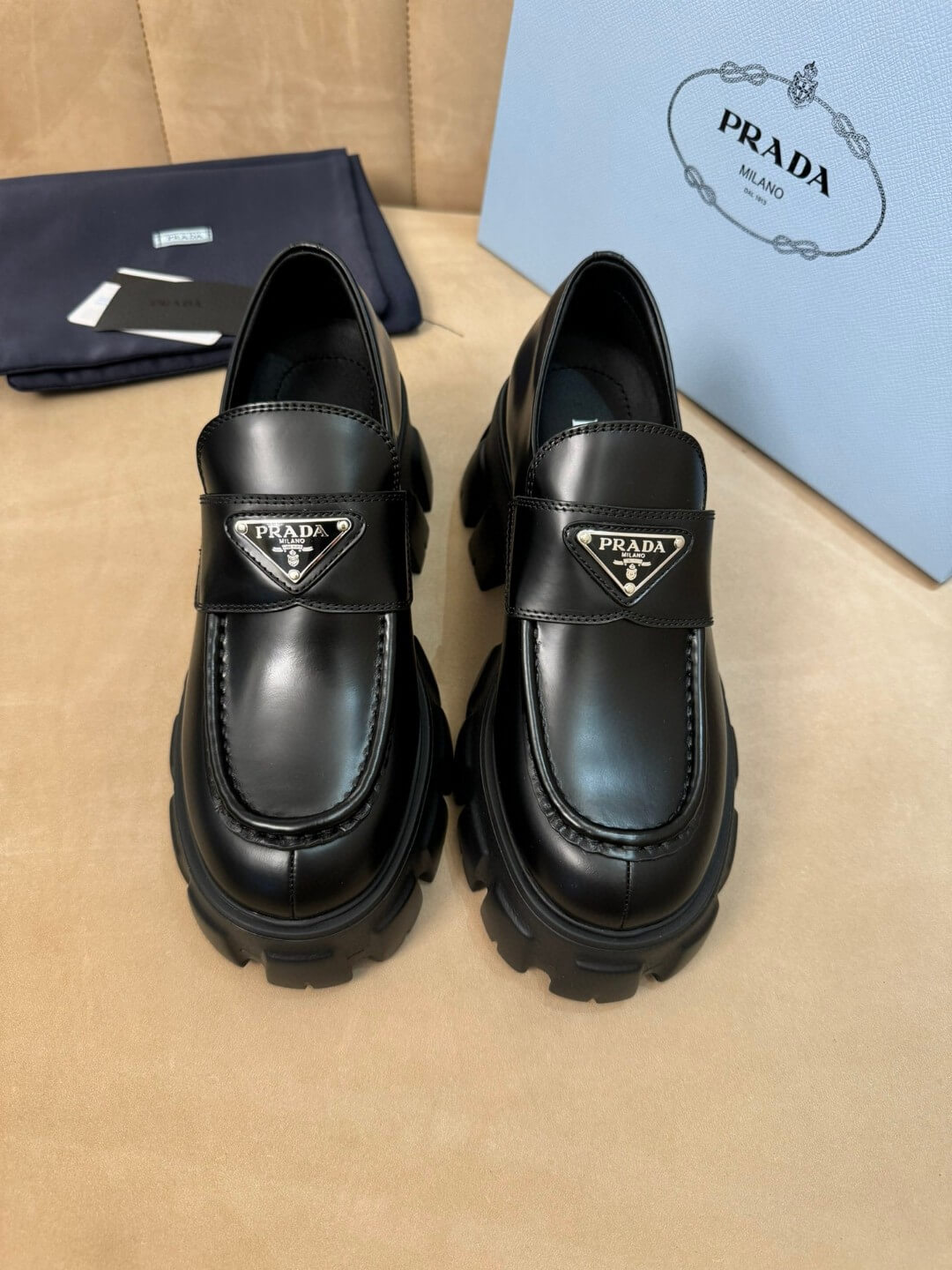Prada лофери