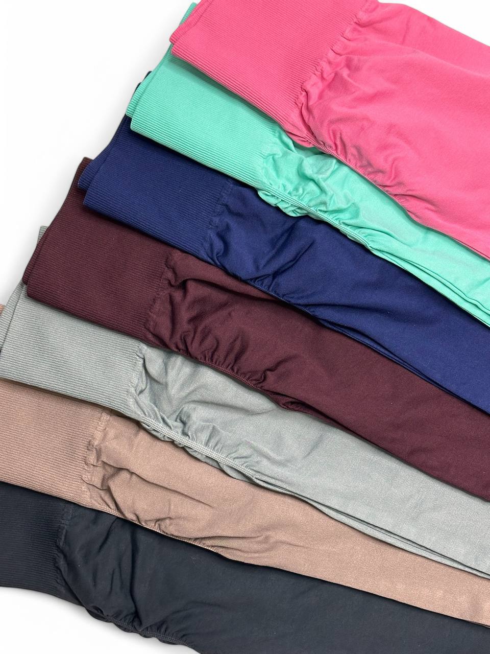 Легінси із Пуш ап гладкі Джулія в 7 кольорах