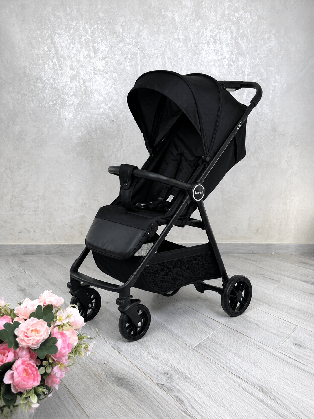 Коляска дитяча Bambi M 6317 LITE Black
