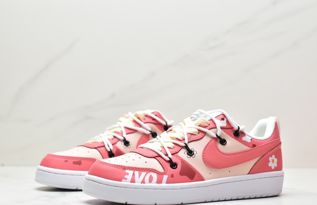 Nike Court Borough Low 2 pink flowers