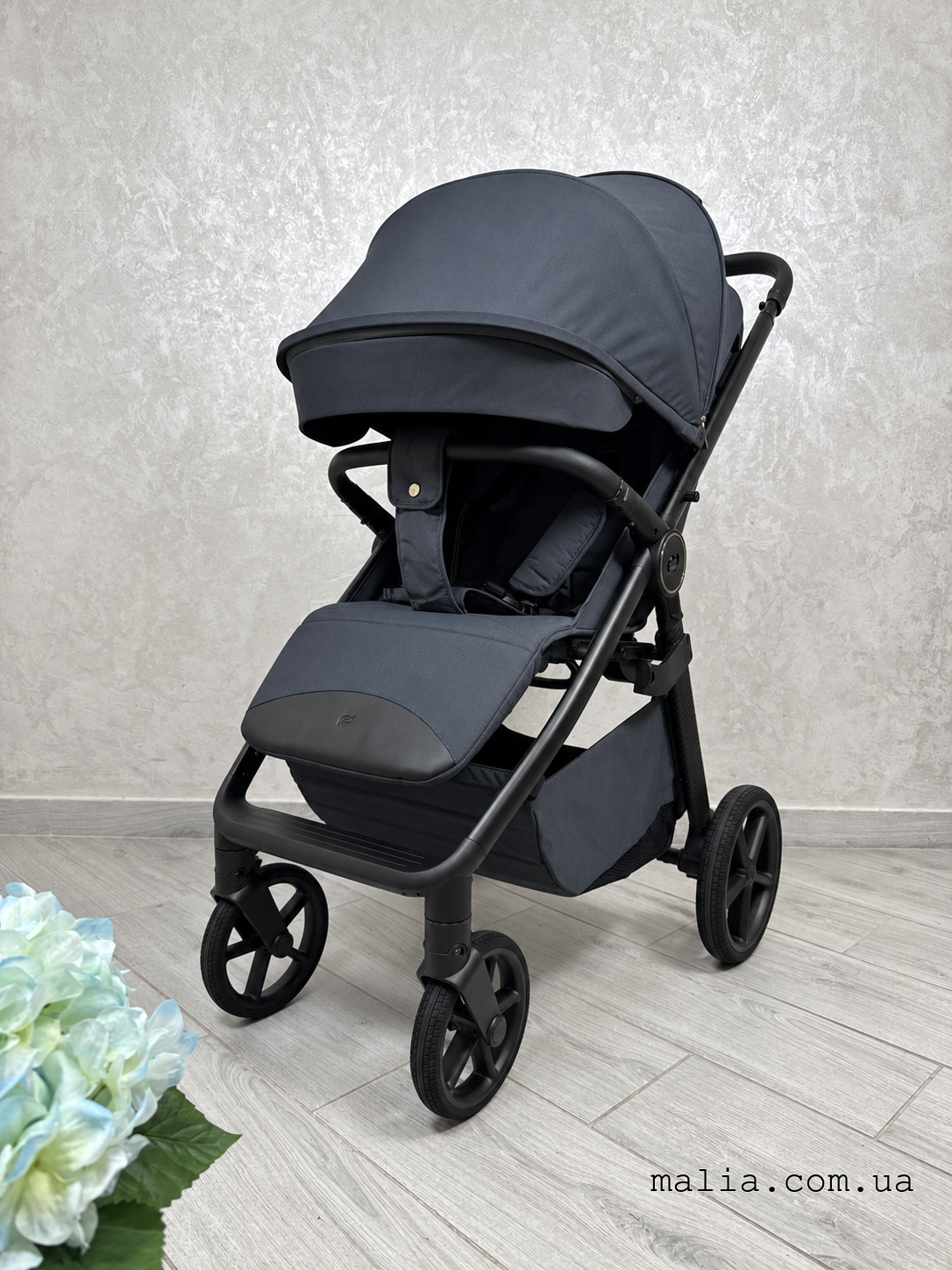 Прогулянкова коляска CARRELLO Bravo Carbon CRL-5530 Lumber Grey