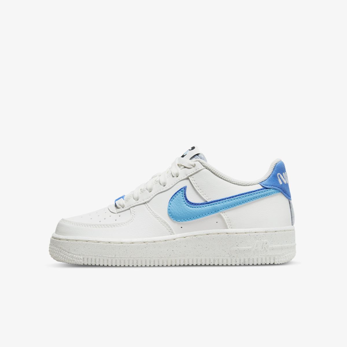 Кросівки жіночі Nike Air Force 1 Lv8 Gs