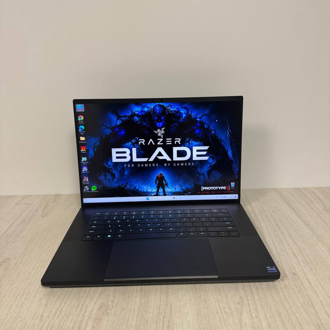 Razer Blade 16 RZ09-0483 miniLED 16GB RAM 4K