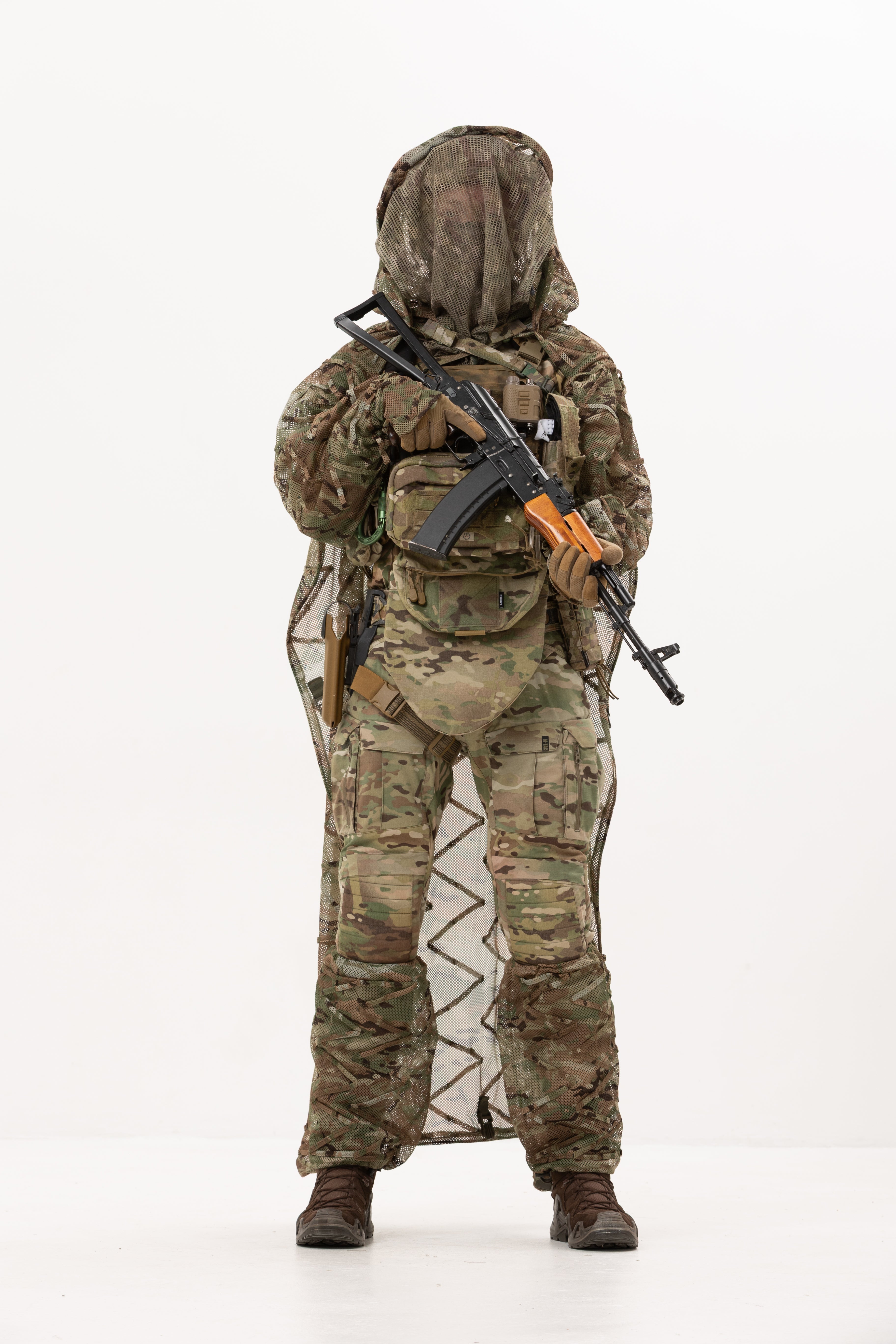 Універсальна маскувальна "гола" накидка "LAPA GEAR GHILLIE V2 MULTICAM" від українського бренду "LAPA GEAR".