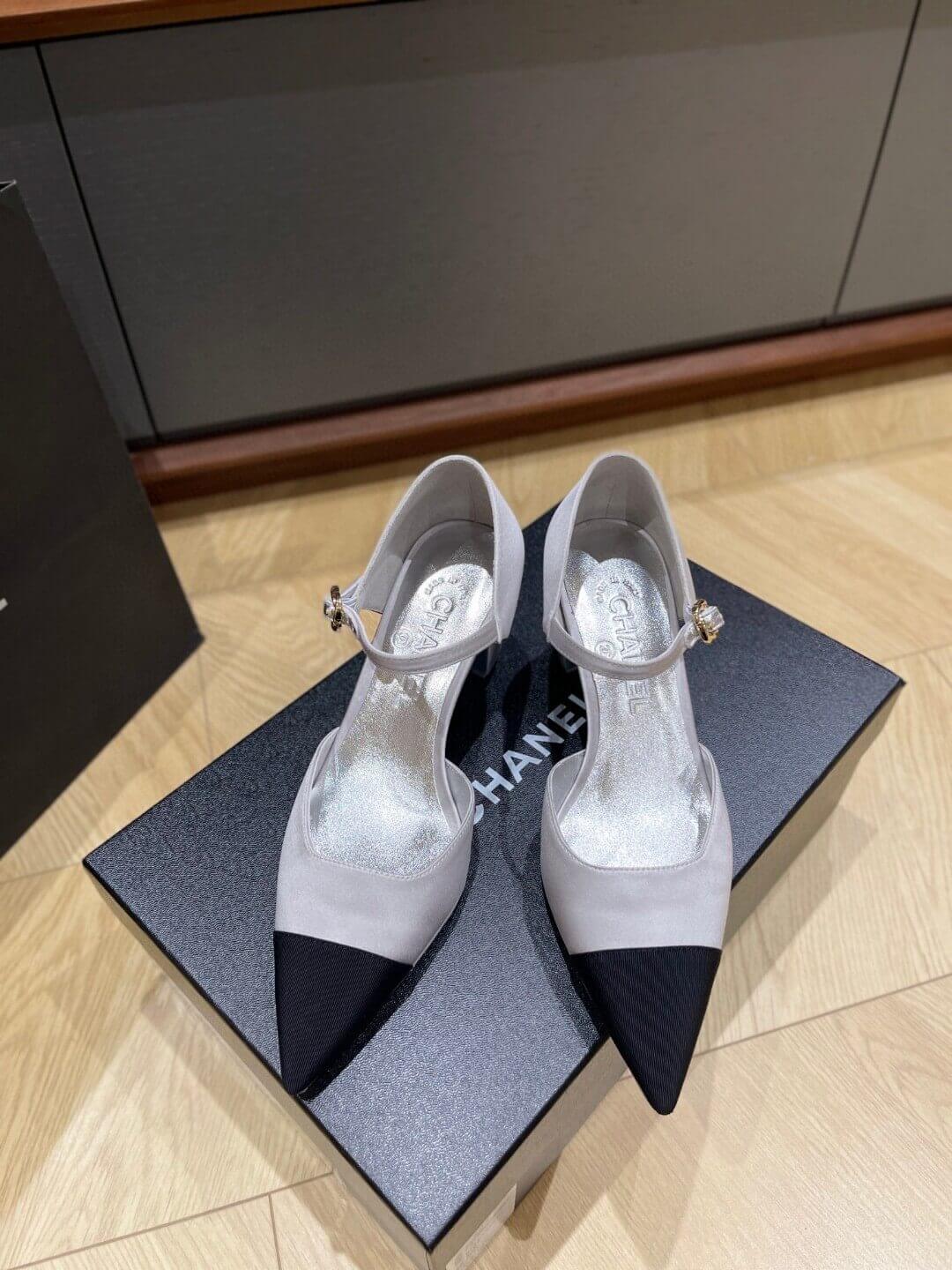Chanel босоніжки