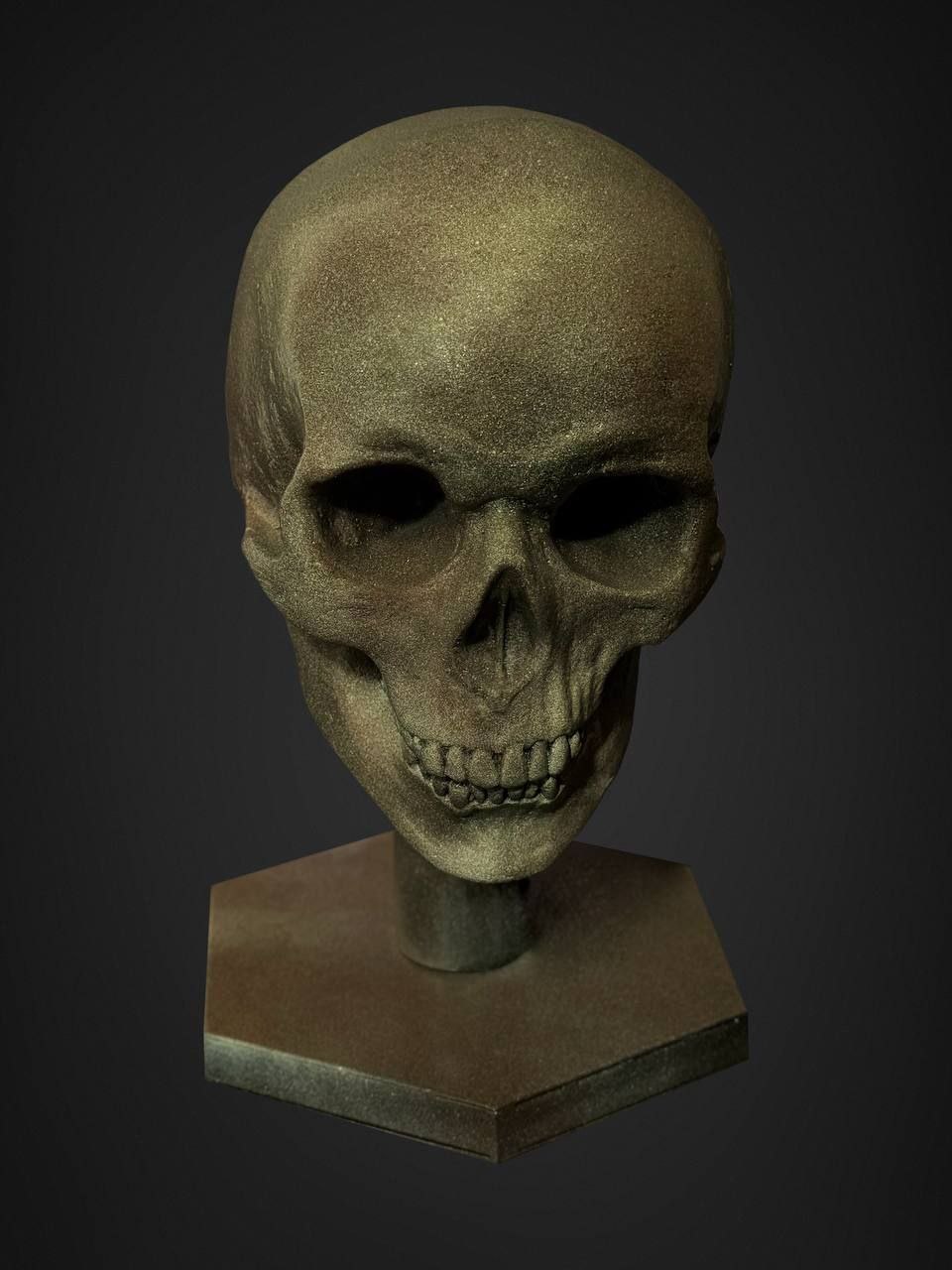 Підставка для шолому "Пісочна"